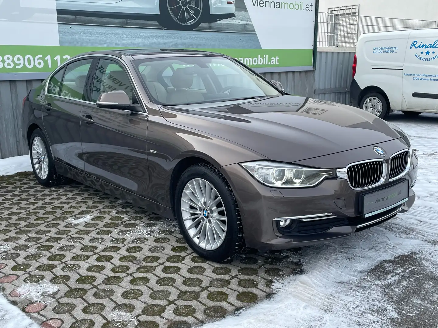 BMW 318 318d Luxury Line Aut. * 2. Vorbesitzer * Brun - 1