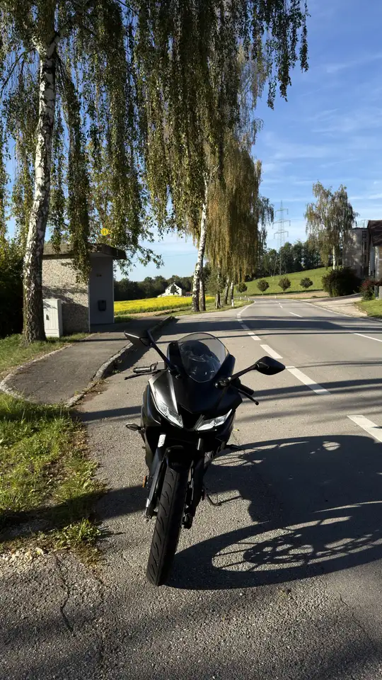 Yamaha YZF-R125