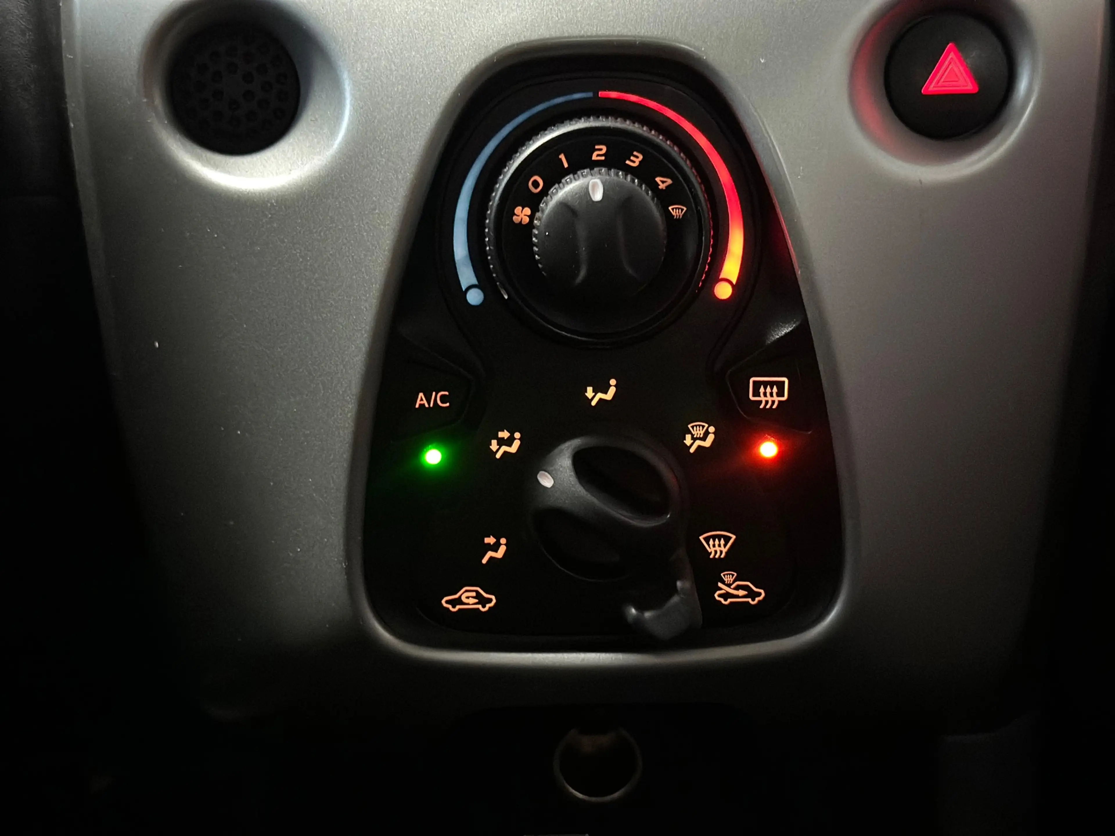 Citroen C1 1.0 e-VTi Feel|BLUETOOTH|NWE APK|AIRCO — photo 15