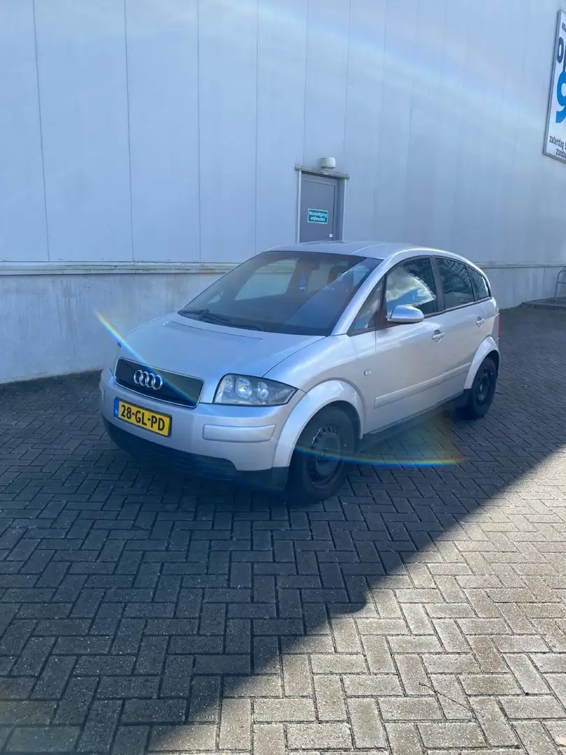 Audi A2 1.4 Grijs - 1