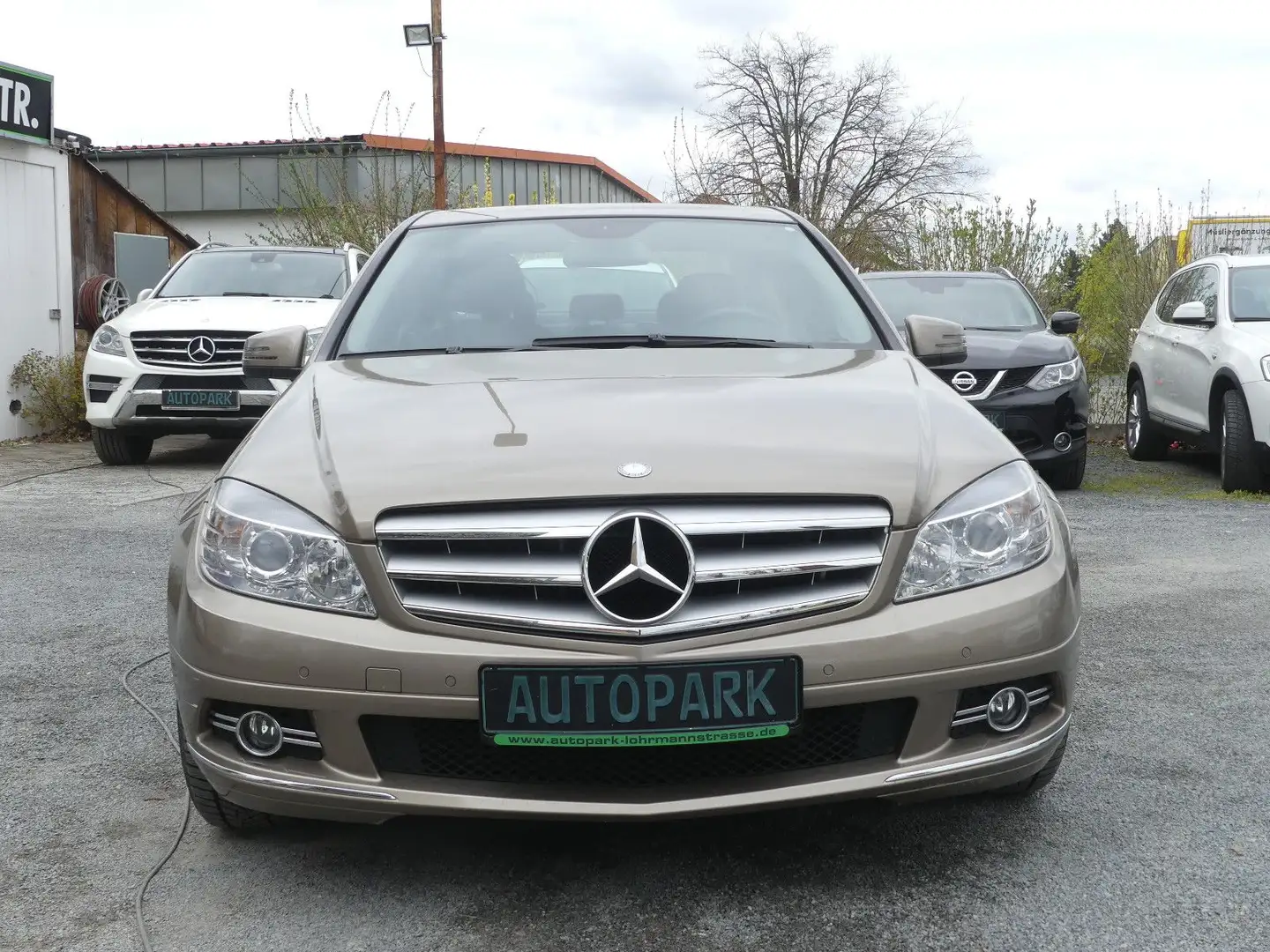 Mercedes-Benz C 180 CGI BlueEfficiency*Automatik*Nr.53 Beige - 2