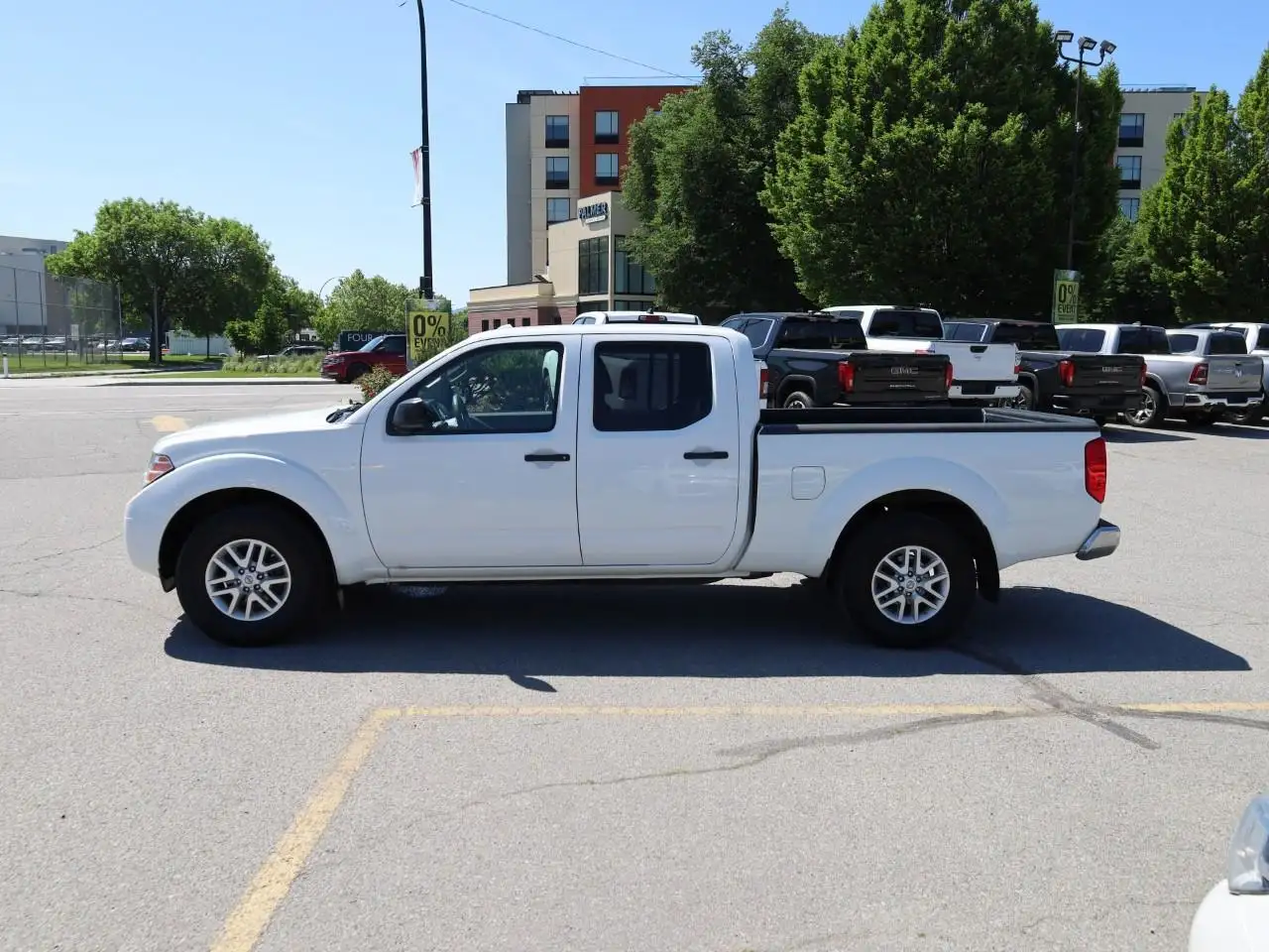 Nissan Frontier снимка Nissan Frontier