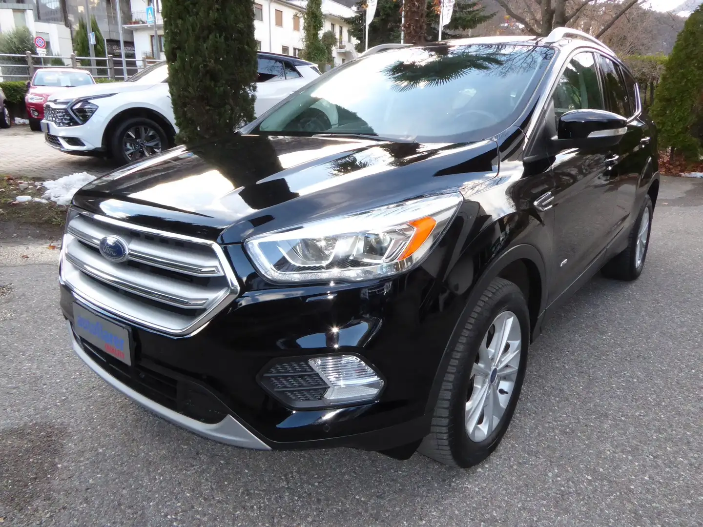 Ford Kuga 2.0 tdci Titanium 150CV 4X4 *CARPLAY*GANCIO* Nero - 1