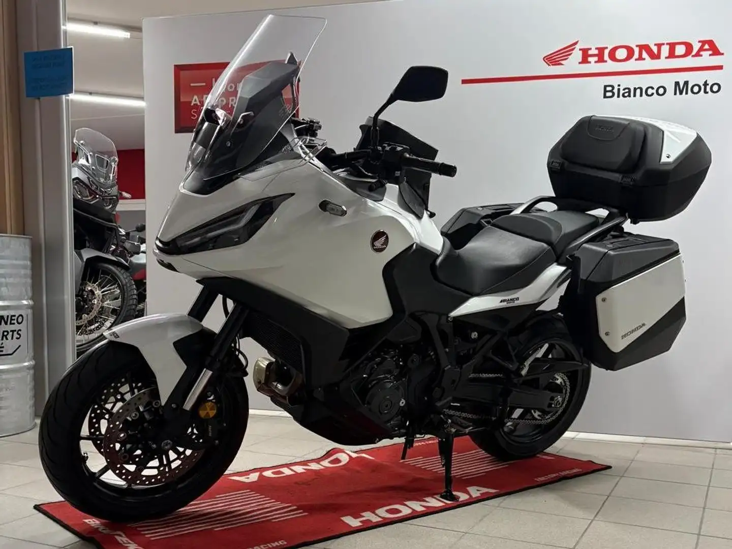 Honda NT 1100 DCT URBAN Blanco - 1
