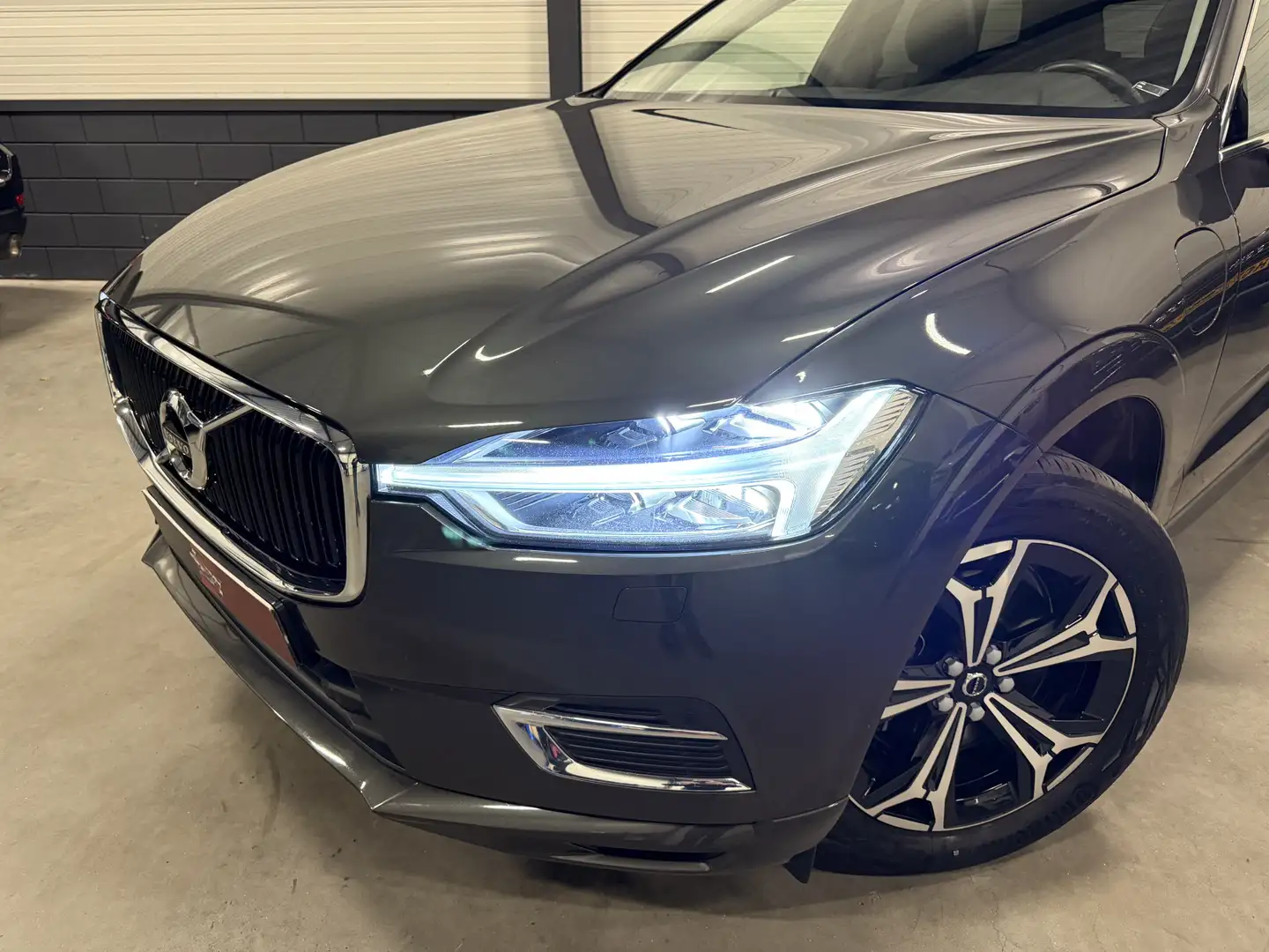 Volvo XC60 T8 Twin Engine AWD 407PK PINE GREY/PANO/LUCHTVERIN Gris - 2