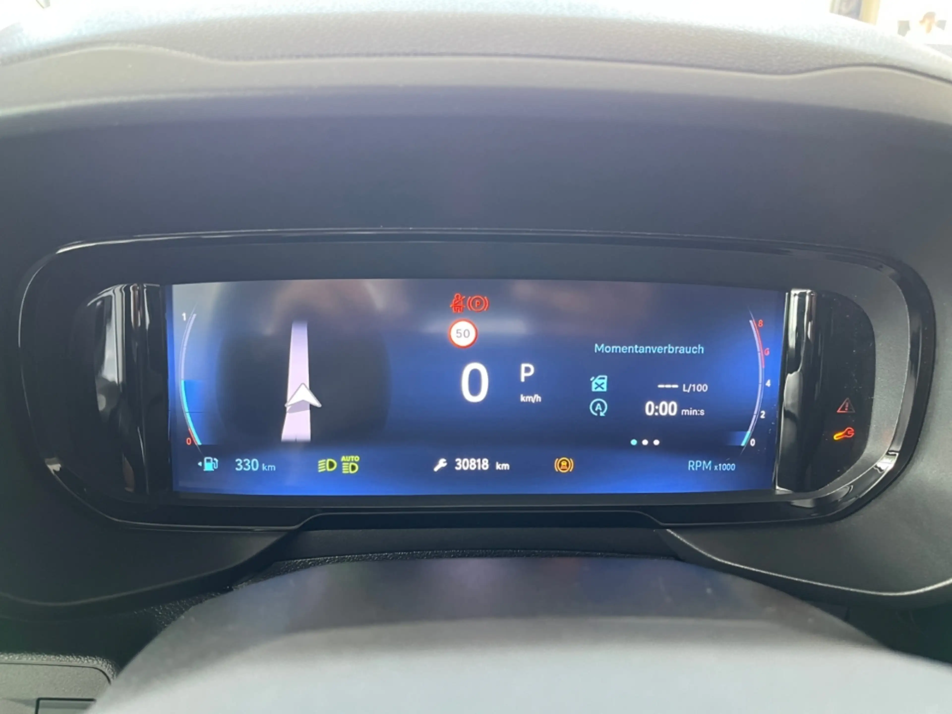 Toyota Proace City Verso L1 Lounge — photo 14