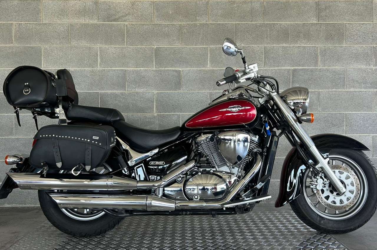 Suzuki Intruder C CAMPAGNA PROVA RISCATTA O RENDI.