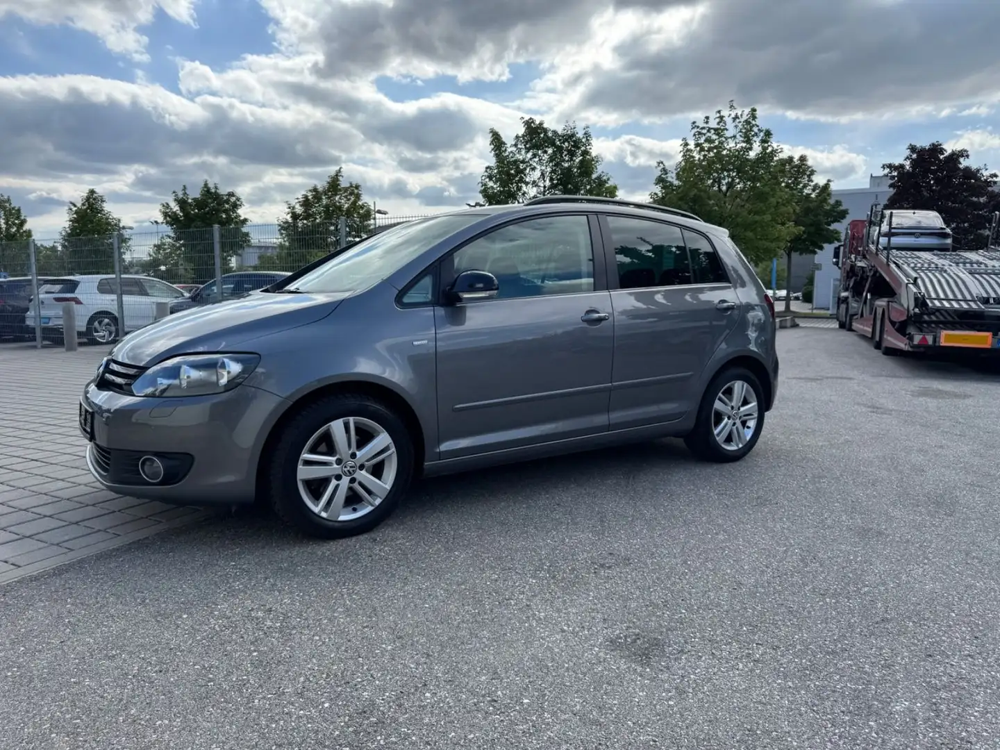 Volkswagen Golf Plus 1.2 TSI Match/1.Hand/Garantie !!!! Gris - 1