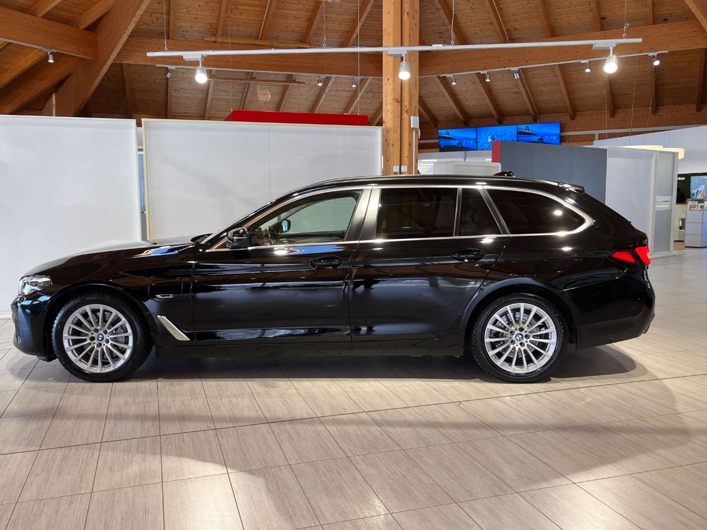 BMW Série 5 Touring 530e -  - Joinsteer - #3