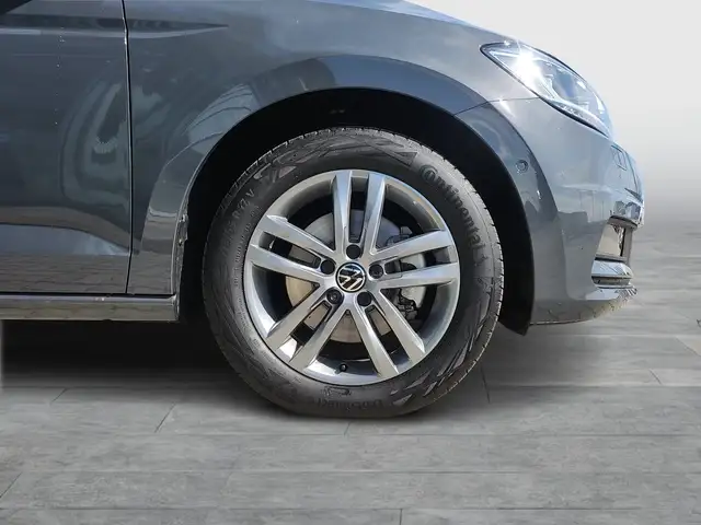 Volkswagen Touran view 7