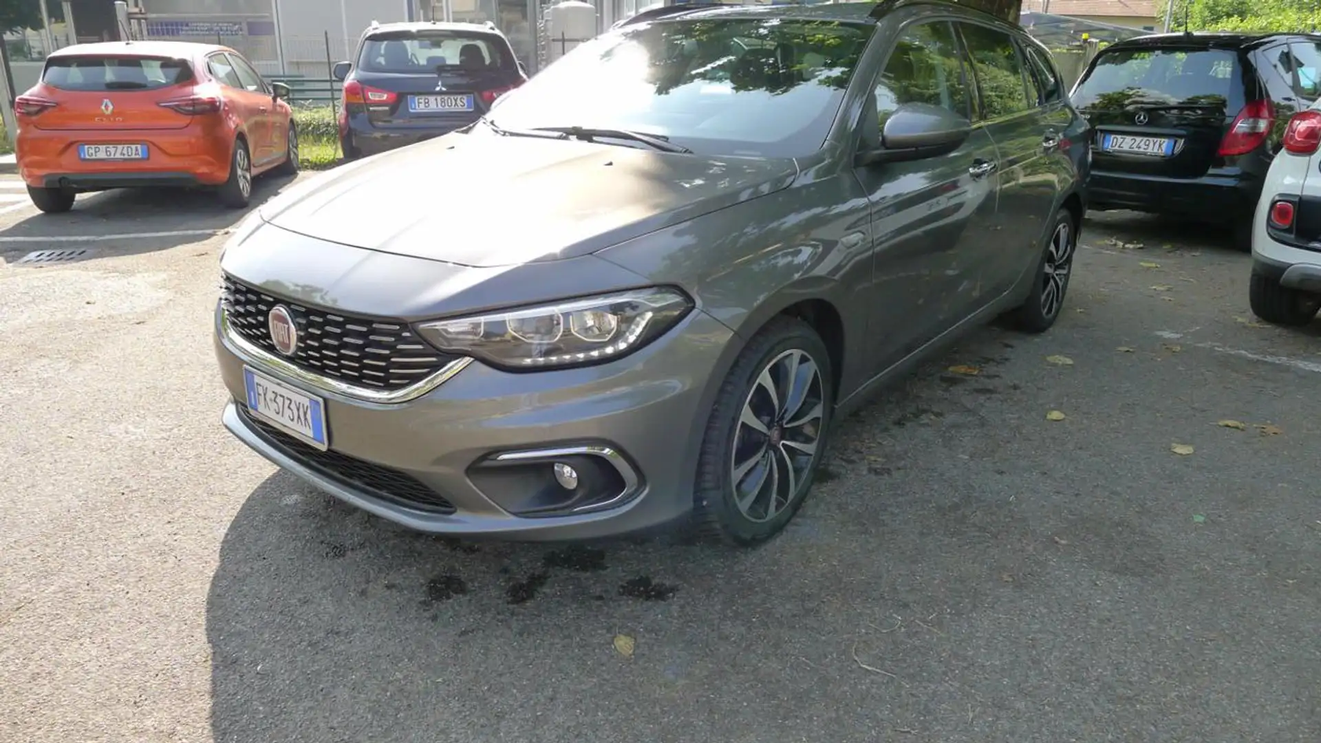 Fiat Tipo 1.6 Mjt S&S DCT SW Lounge Grigio - 1