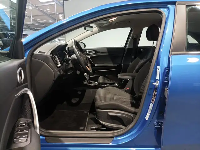 Kia Ceed view 8