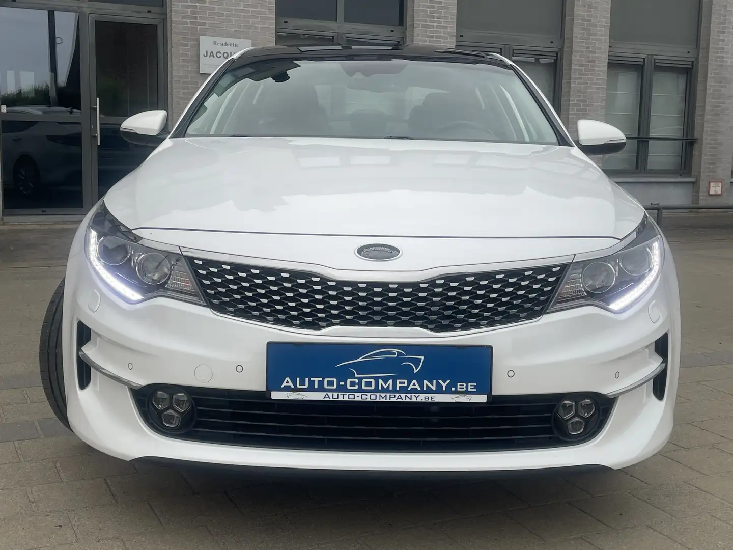 Kia Optima 1.7 CRDi Business Executive ISG Wit - 1