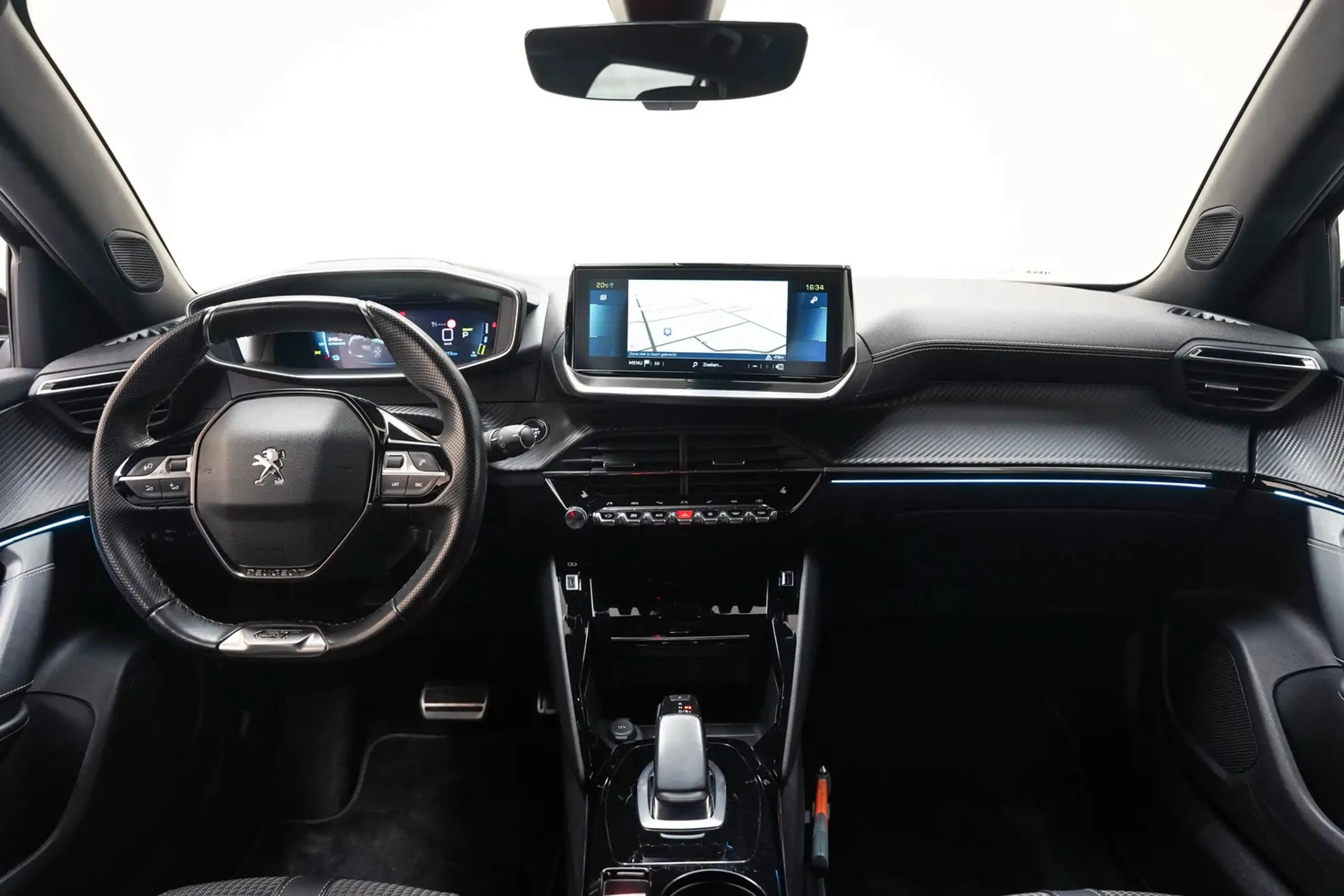 Peugeot e-2008 EV Active 50 kWh [ Navi Apple/Android Camera Half — photo 4