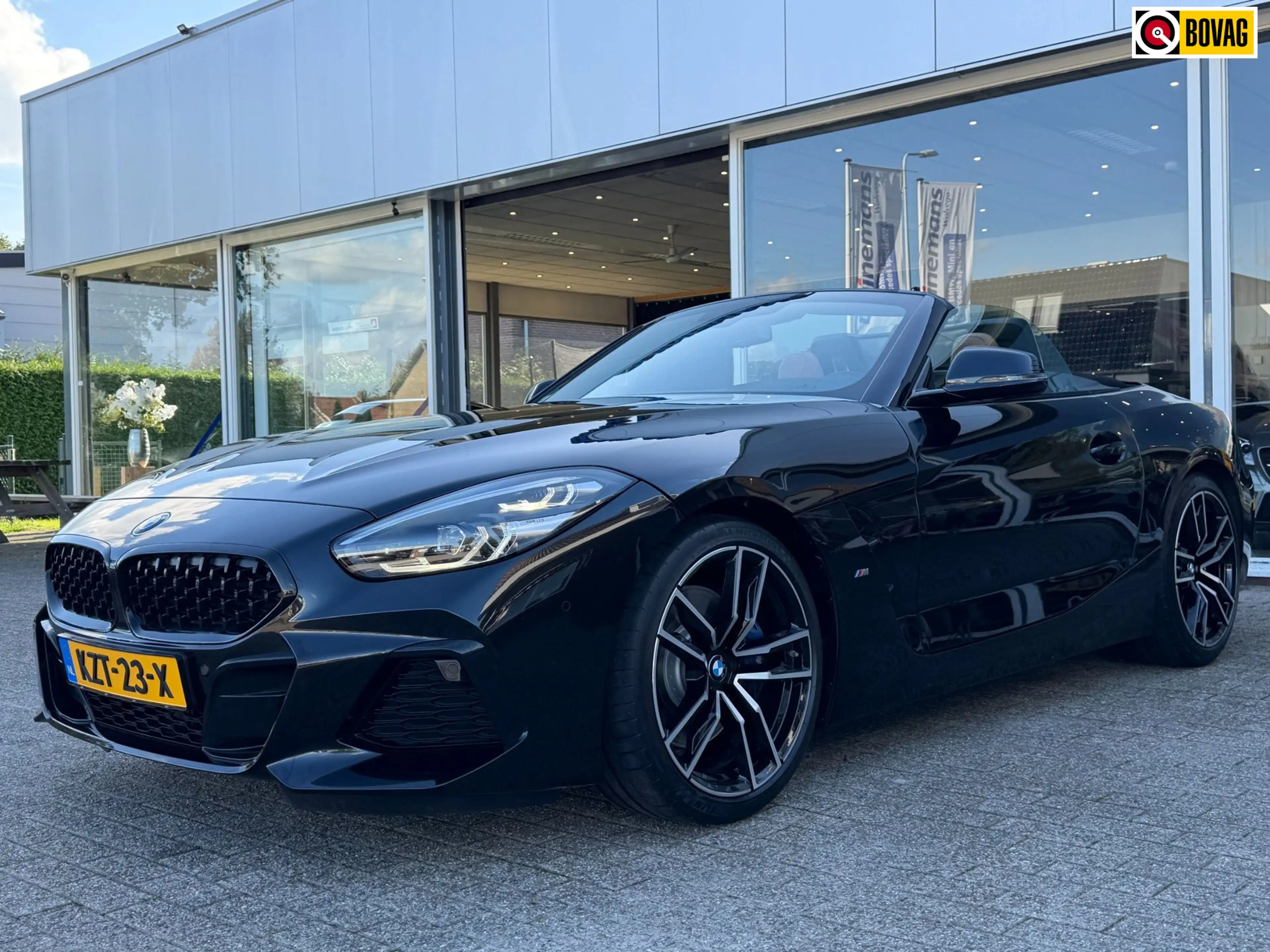 BMW Z4 Roadster SDrive20i M-SPORT / MEMORY / ACC / ADAPTI