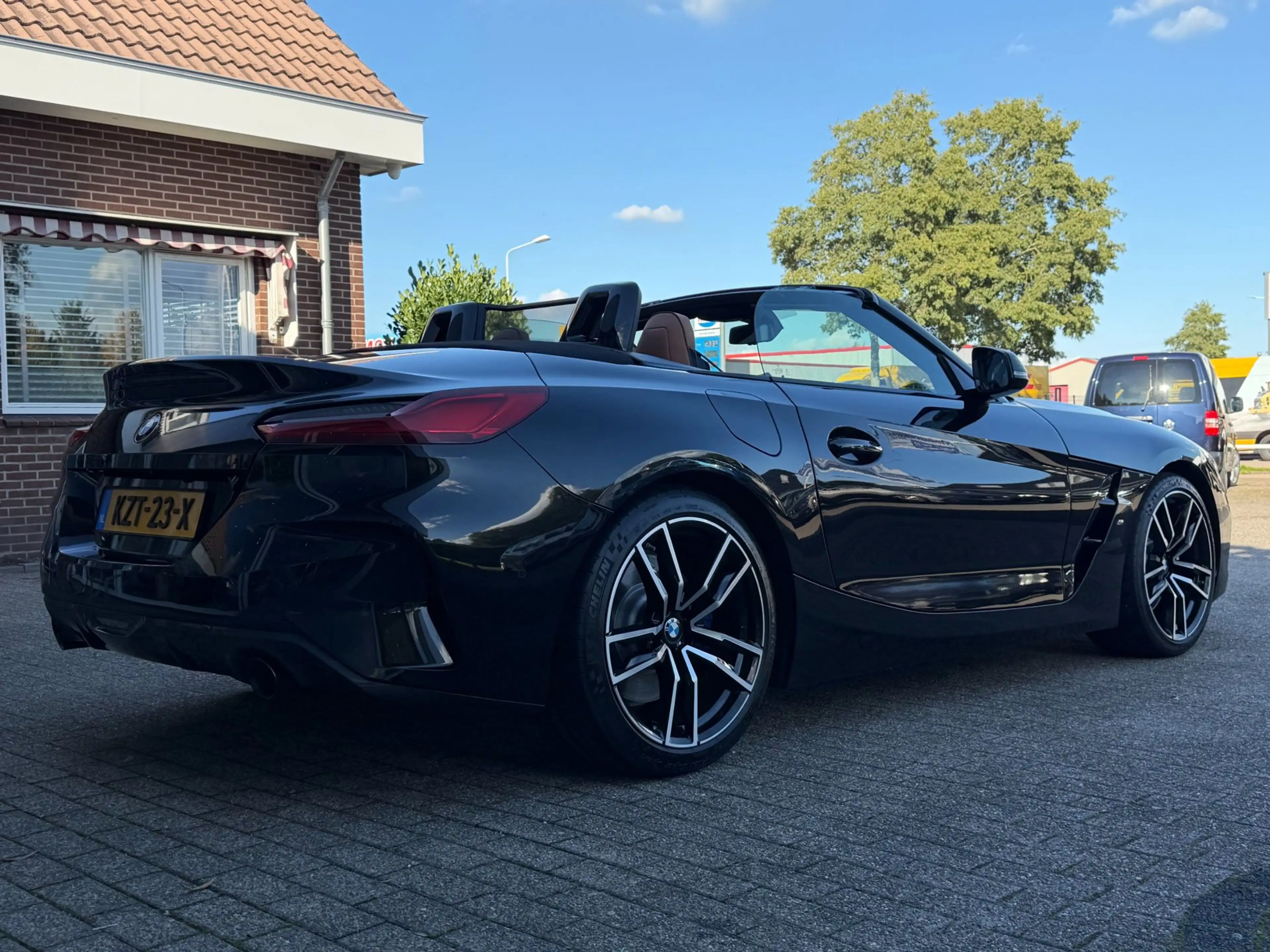 BMW Z4 Roadster SDrive20i M-SPORT / MEMORY / ACC / ADAPTI — photo 5