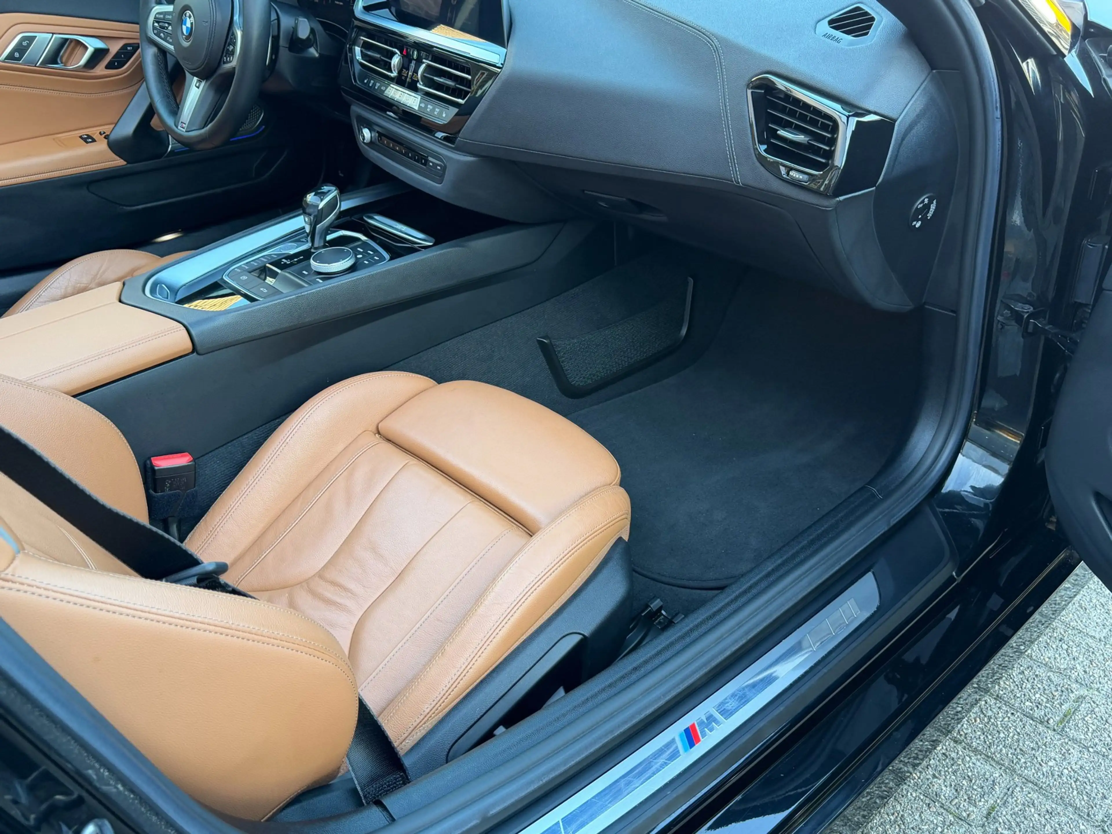 BMW Z4 Roadster SDrive20i M-SPORT / MEMORY / ACC / ADAPTI — photo 29
