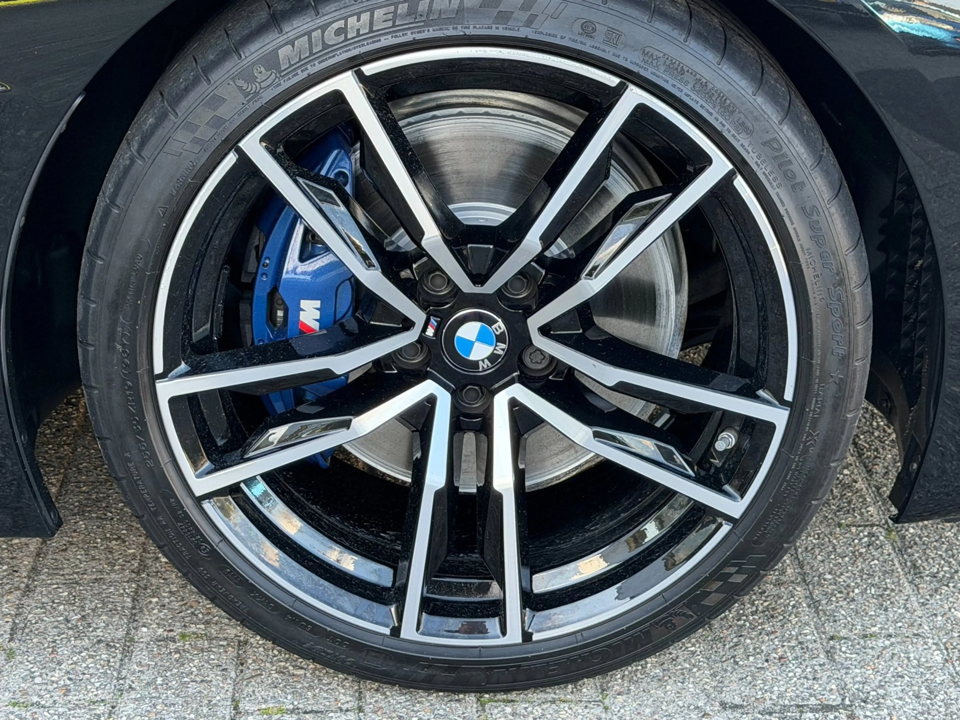 BMW Z4 Roadster SDrive20i M-SPORT / MEMORY / ACC / ADAPTI — photo 11