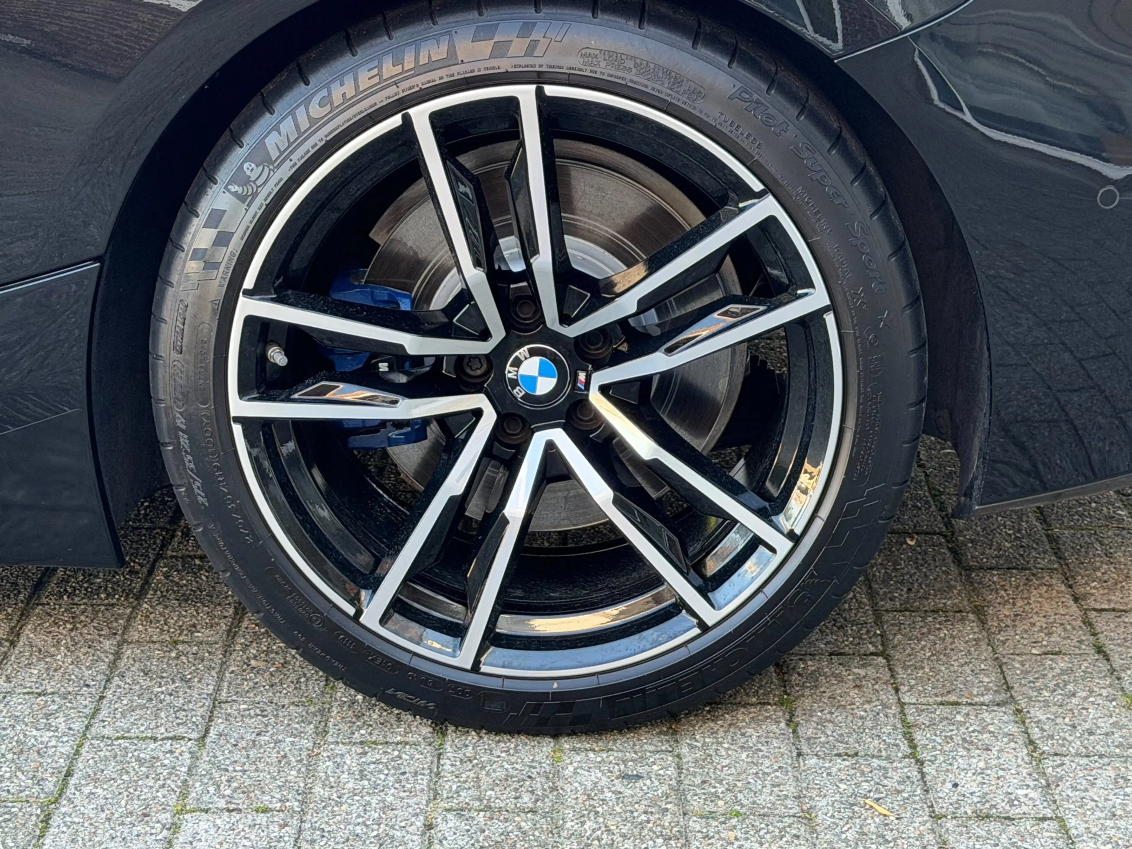 BMW Z4 Roadster SDrive20i M-SPORT / MEMORY / ACC / ADAPTI — photo 10
