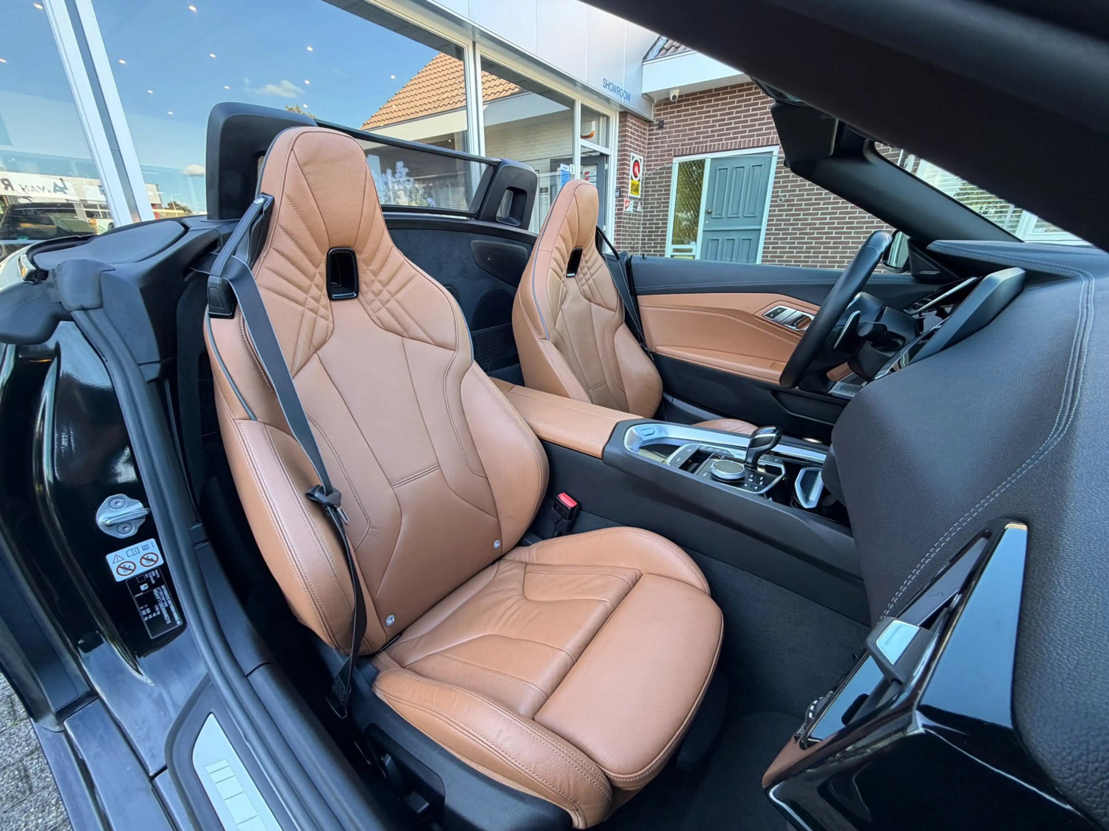 BMW Z4 Roadster SDrive20i M-SPORT / MEMORY / ACC / ADAPTI — photo 30