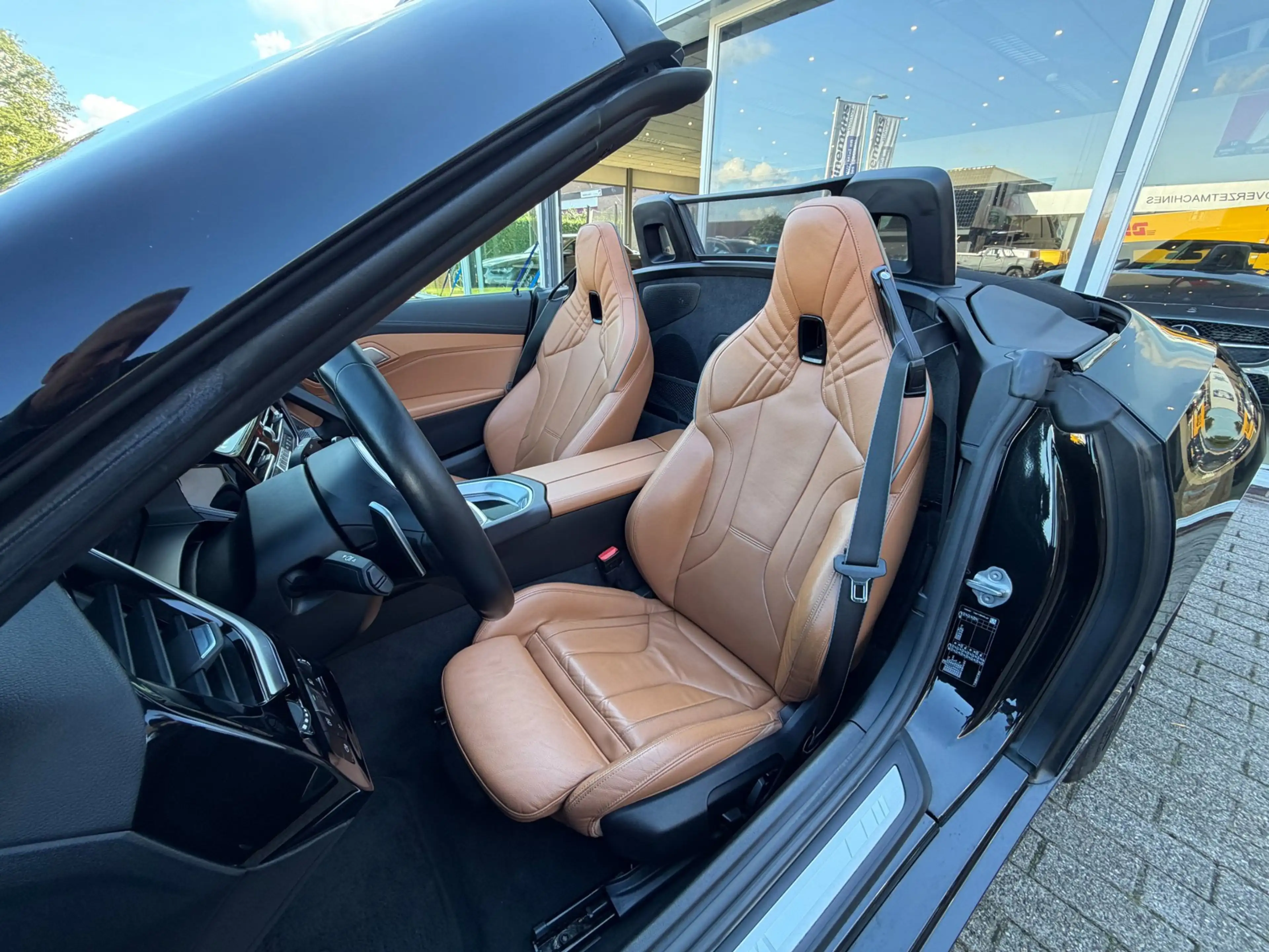BMW Z4 Roadster SDrive20i M-SPORT / MEMORY / ACC / ADAPTI — photo 24