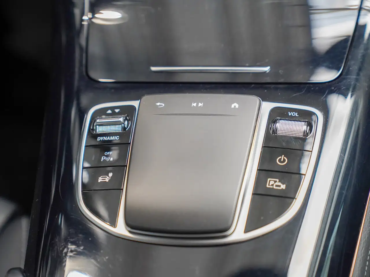 Mercedes-Benz EQC 400 4M AMG Line Leder Fahrassistenz Head-up, миниатюра 29