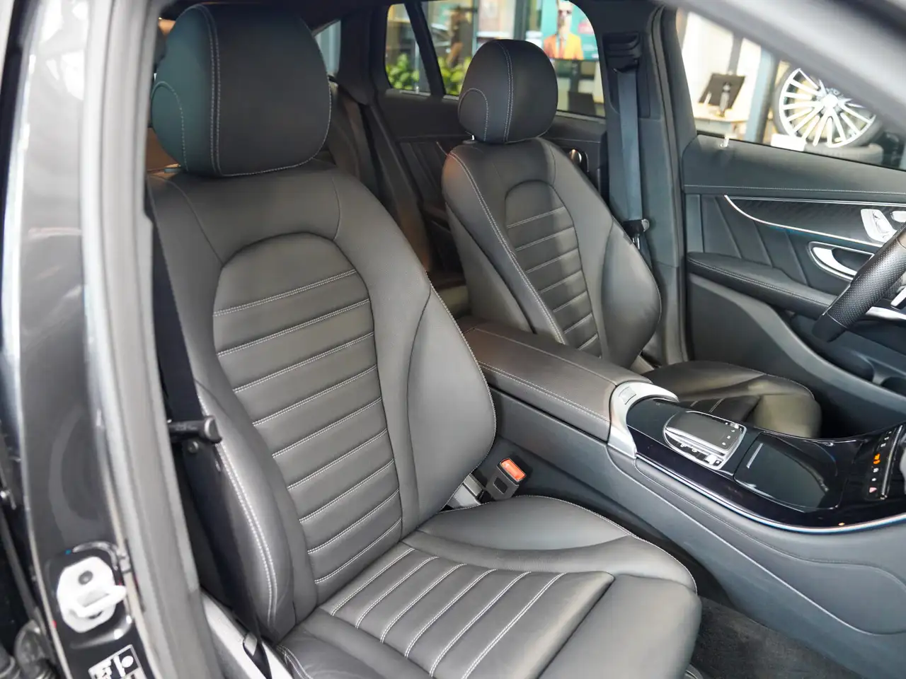 Mercedes-Benz EQC 400 4M AMG Line Leder Fahrassistenz Head-up, миниатюра 8