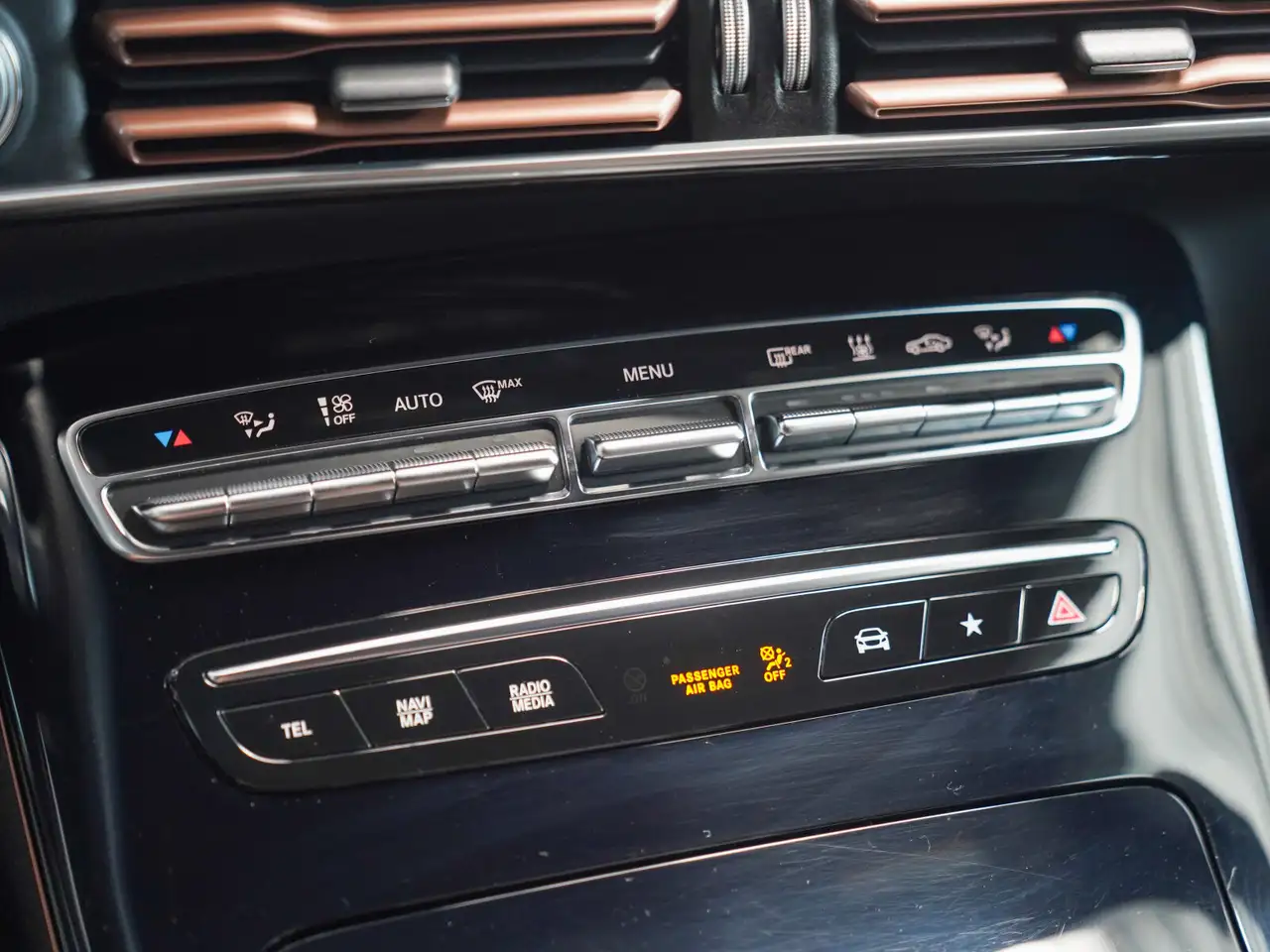 Mercedes-Benz EQC 400 4M AMG Line Leder Fahrassistenz Head-up, миниатюра 28