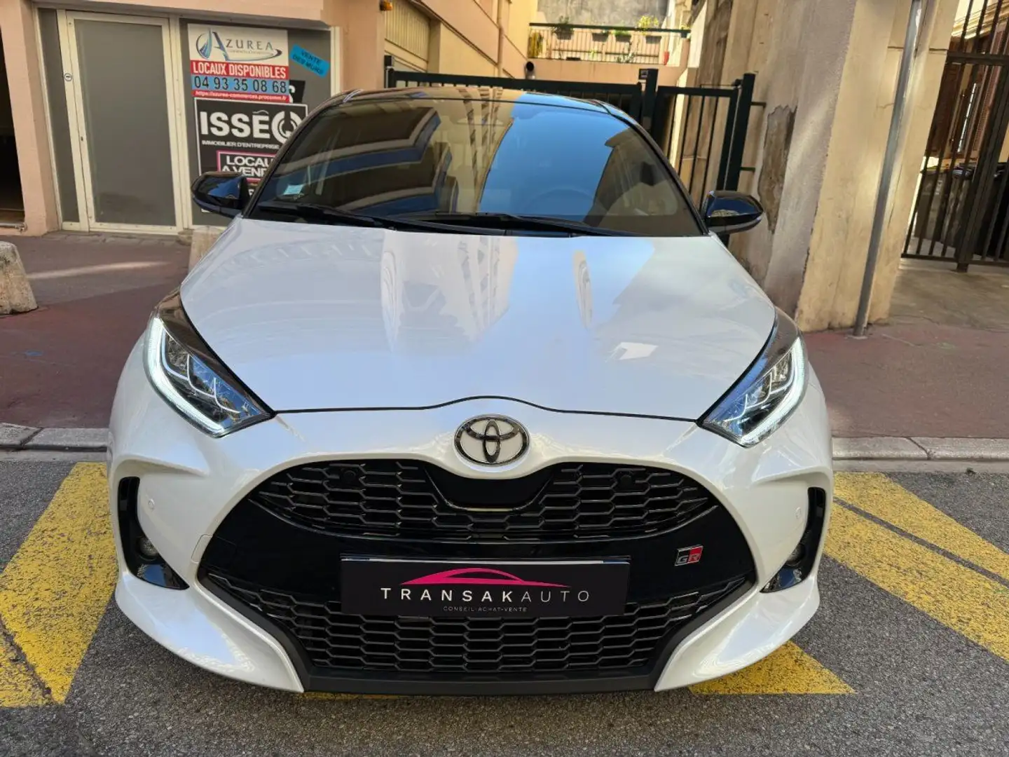 Toyota Yaris HYBRIDE MY22 1.5l VVTI 130 CV Hybrid E-CVT Boîte a Blanc - 2