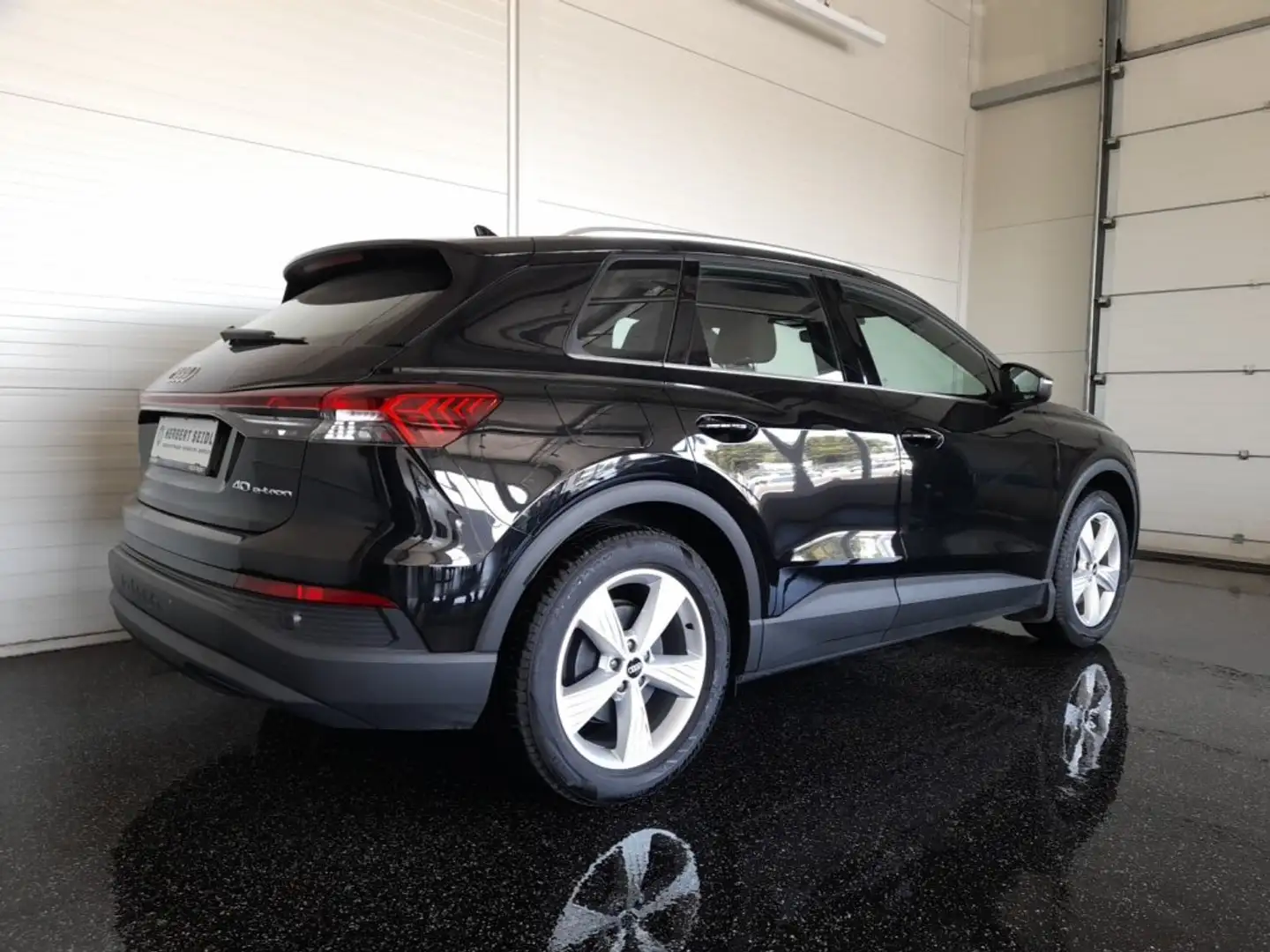 Audi Q4 e-tron 40 82kWh Aut. *19 ZOLL / VOLL LED / VIRTUELL / STANDHEIZUNG / VZ-ERKENNUNG* Schwarz - 2