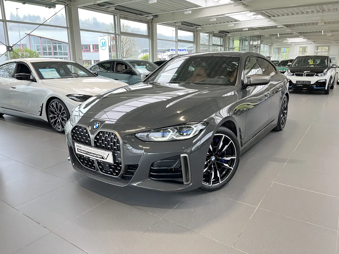 BMW 440 M440i xDrive Gran Coupé M Technik-Paket/LCProf./Hu Grau - 2
