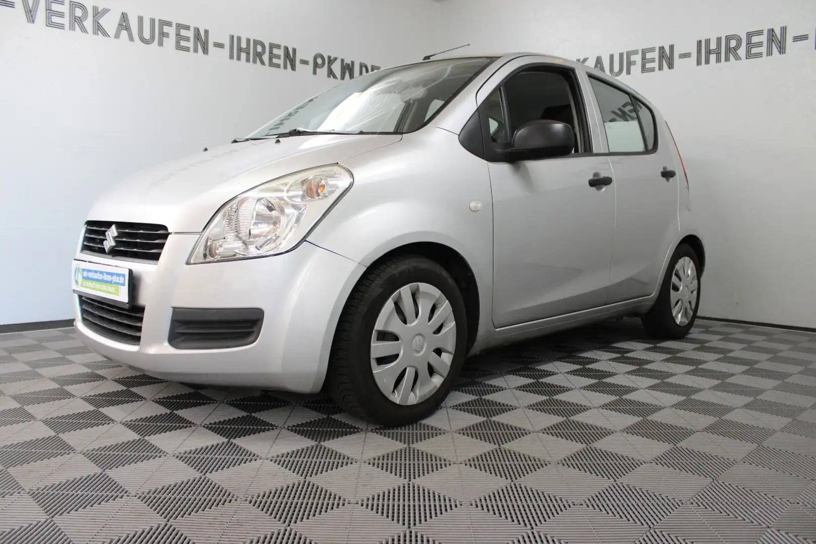 Suzuki Splash Basic 1.0 TÜV 01-2027 Allwetterreifen AHK Silber - 2