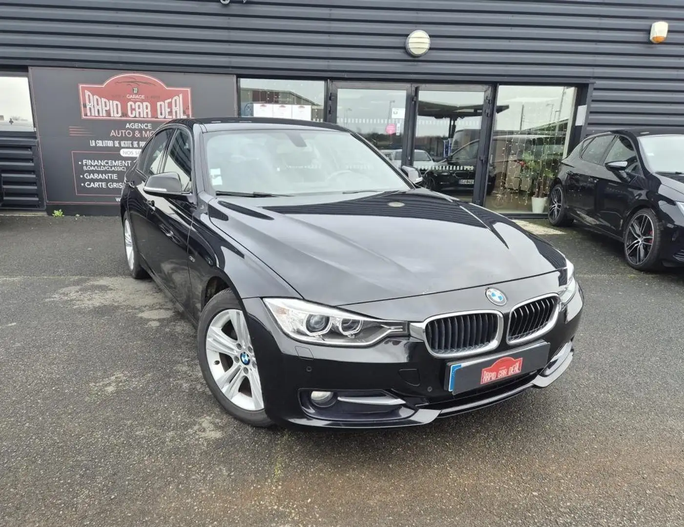 BMW 318 318d Sport - BVA BERLINE F30 F80 318d PHASE 1 Schwarz - 1