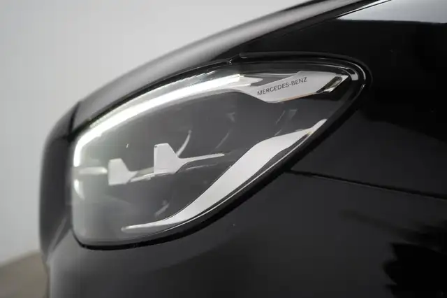 Mercedes-Benz 300 view 12