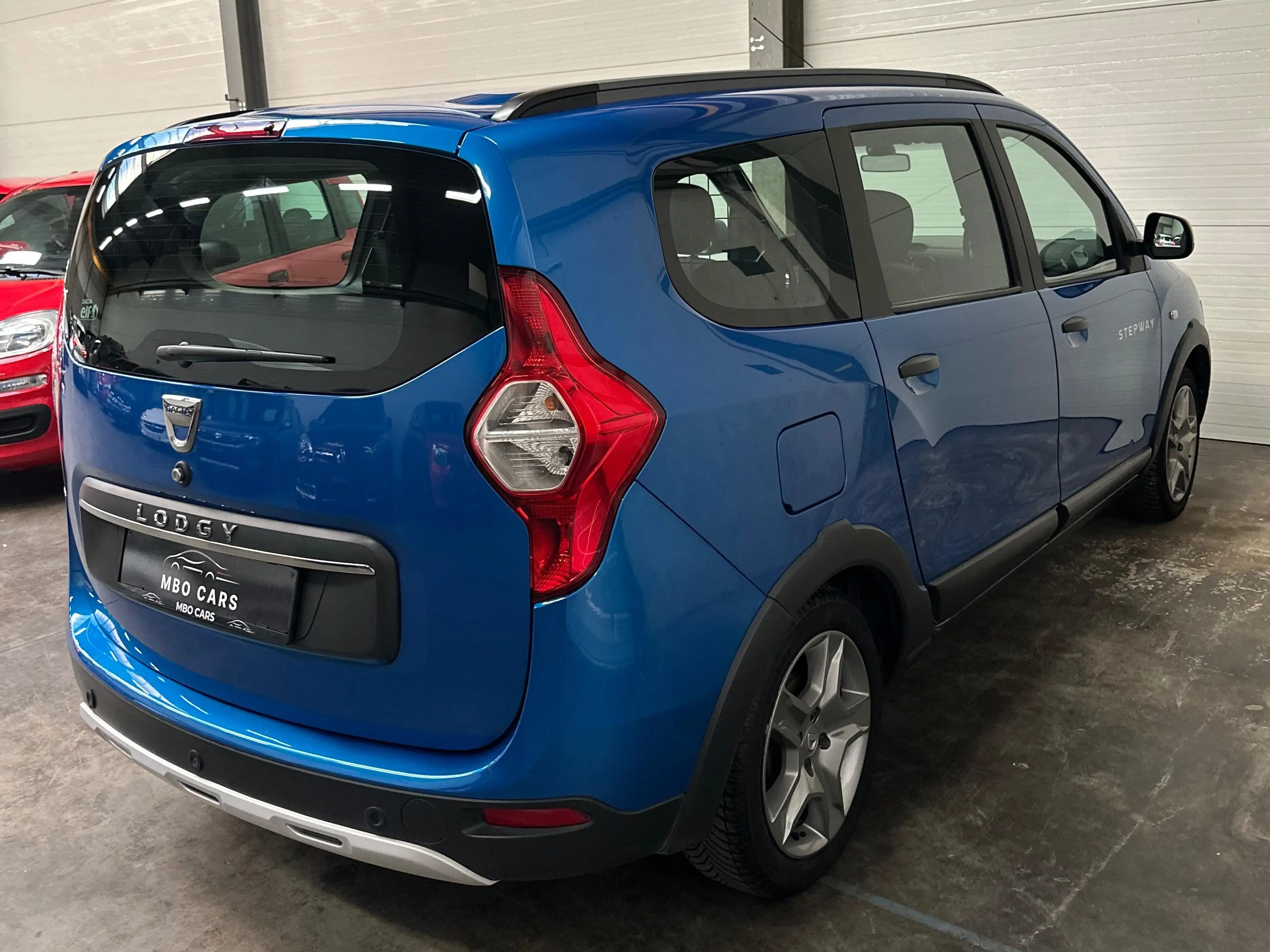 Dacia Lodgy Lodgy Stepway 1.2 TCe Urban Explorer 5pl. — photo 6