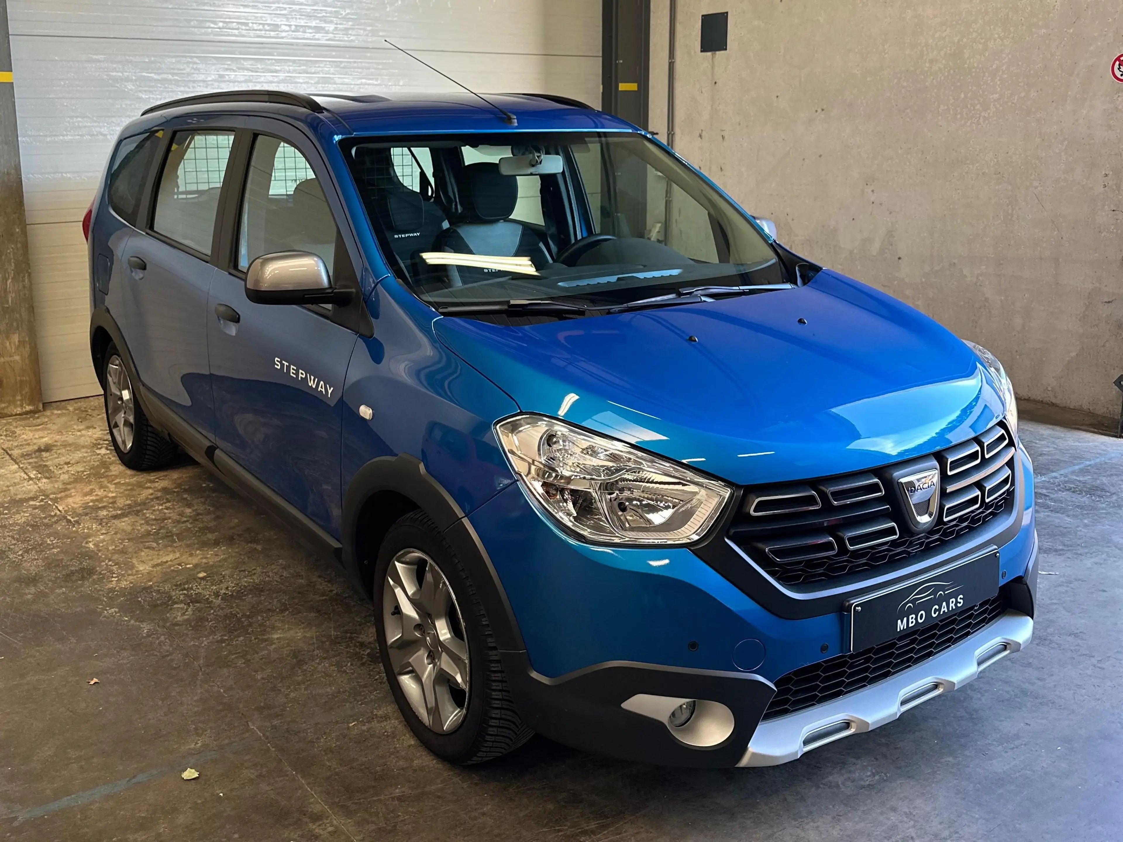 Dacia Lodgy Lodgy Stepway 1.2 TCe Urban Explorer 5pl.