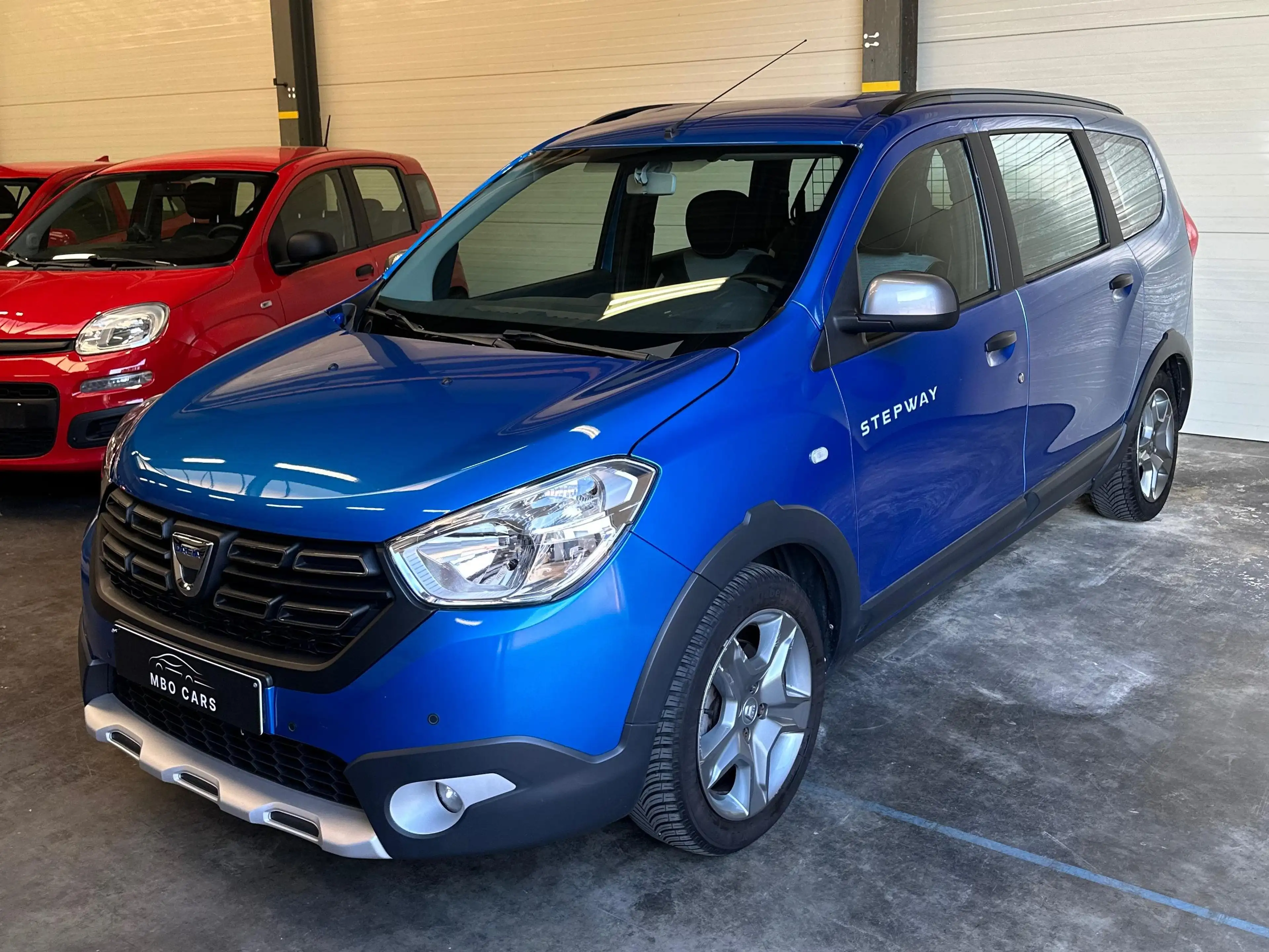 Dacia Lodgy Lodgy Stepway 1.2 TCe Urban Explorer 5pl. — photo 3