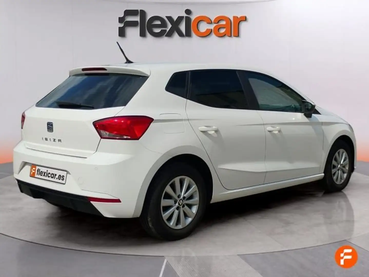 SEAT Ibiza 1.0 TSI S&S Reference Plus 95 Blanco - 2