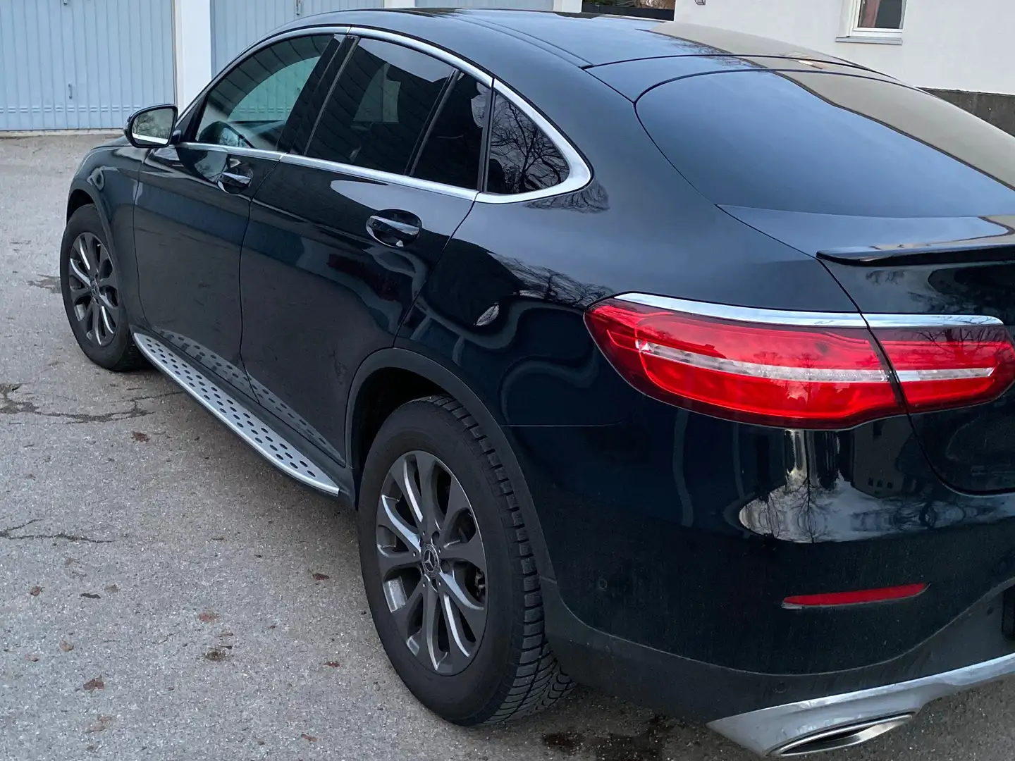 Mercedes-Benz GLC 250 GLC 250 Coupe 4Matic 9G-TRONIC Exclusive Schwarz - 1