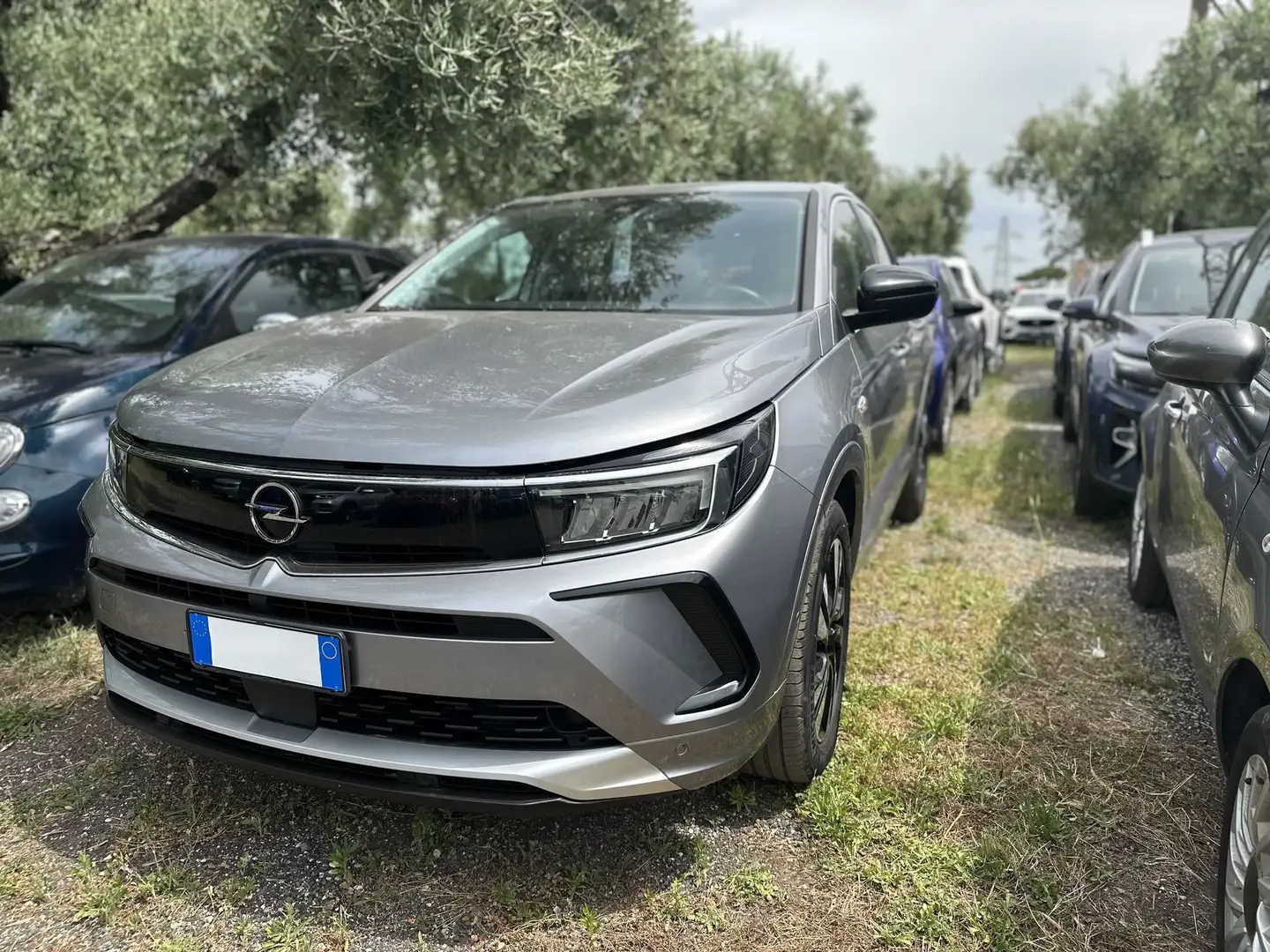 Opel Grandland Grandland 1.2 Turbo 12V 130 CV aut. Business Eleg Bianco - 1