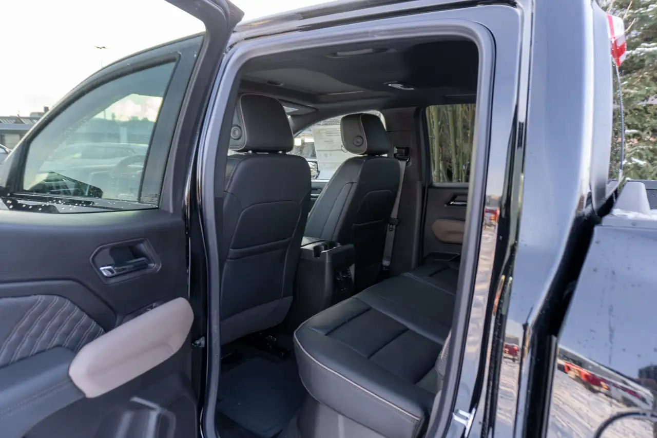 GMC Canyon снимка GMC Canyon