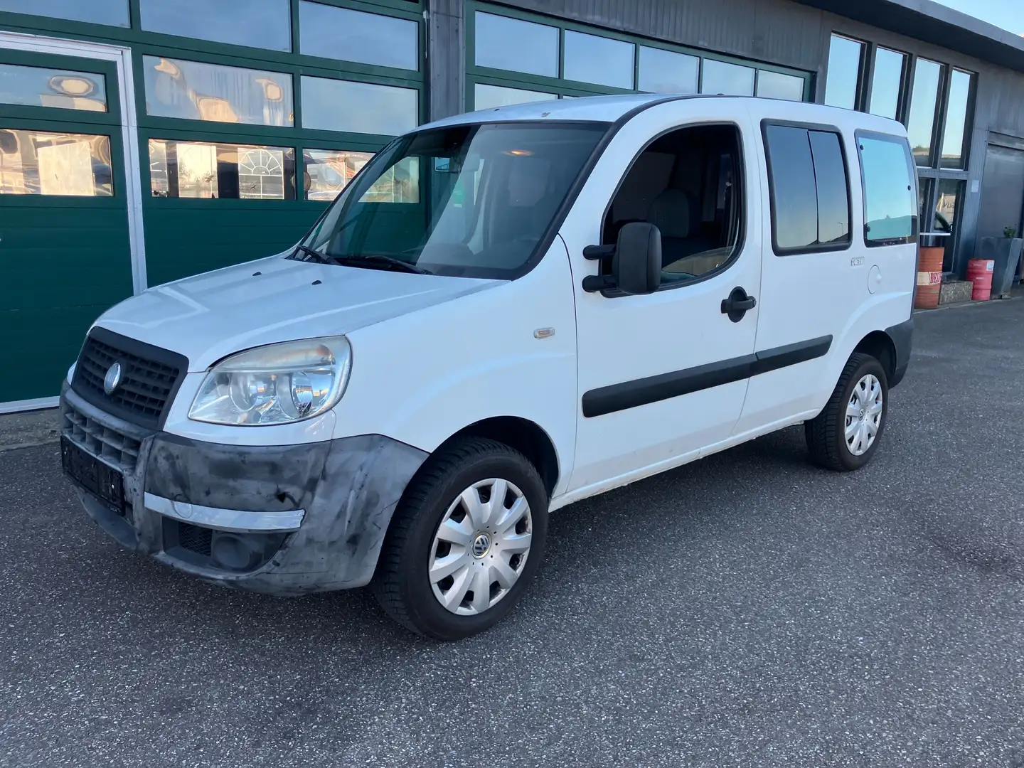 Fiat Doblo 1.4 8V Actual (57kW) 5-Sitzer Tüv 9-2027 Blanc - 1