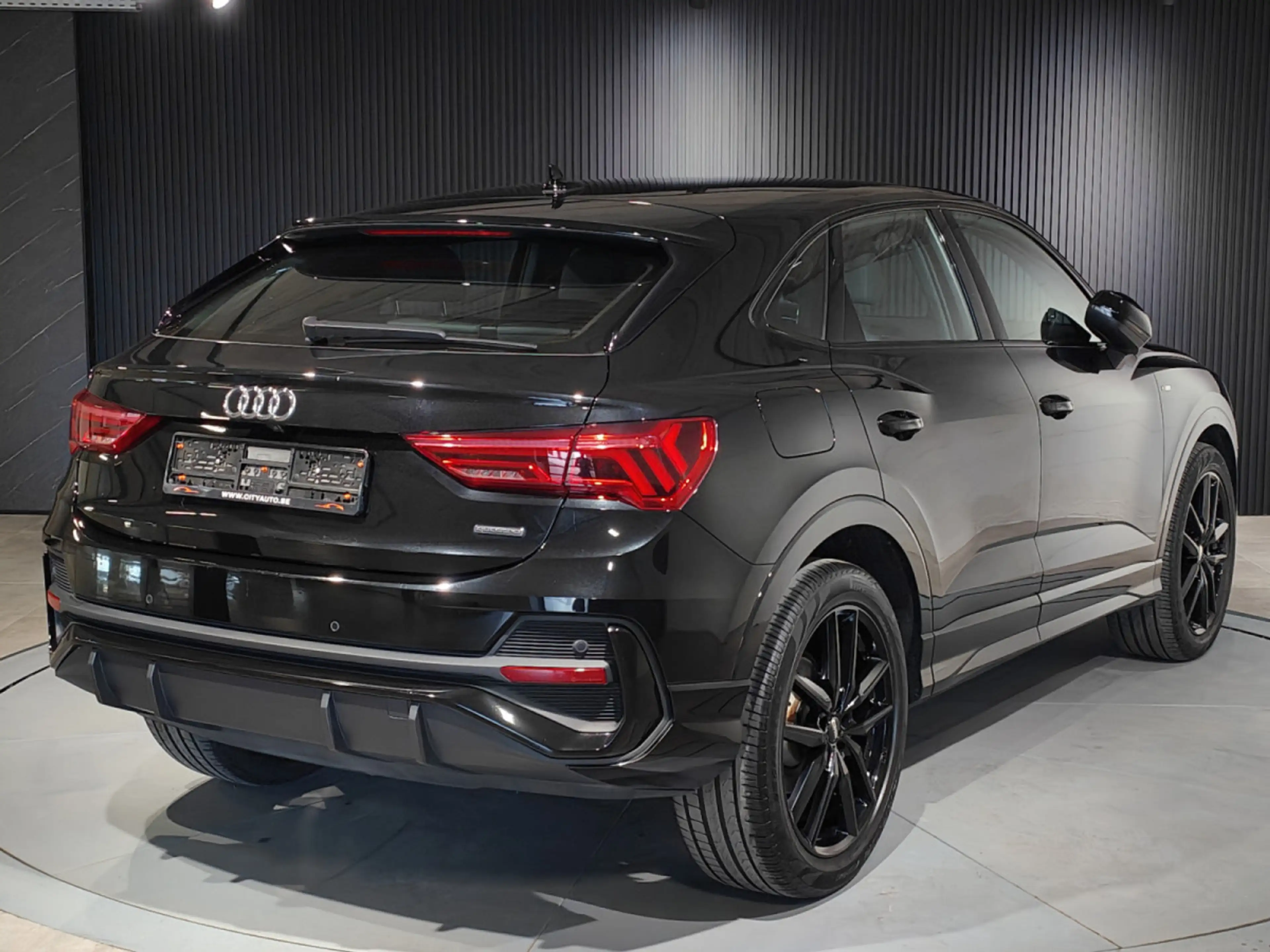Audi Q3 Q3 SPORTBACK 40 TDI QUATTRO S-TRONIC S-LINE CAMERA — photo 3