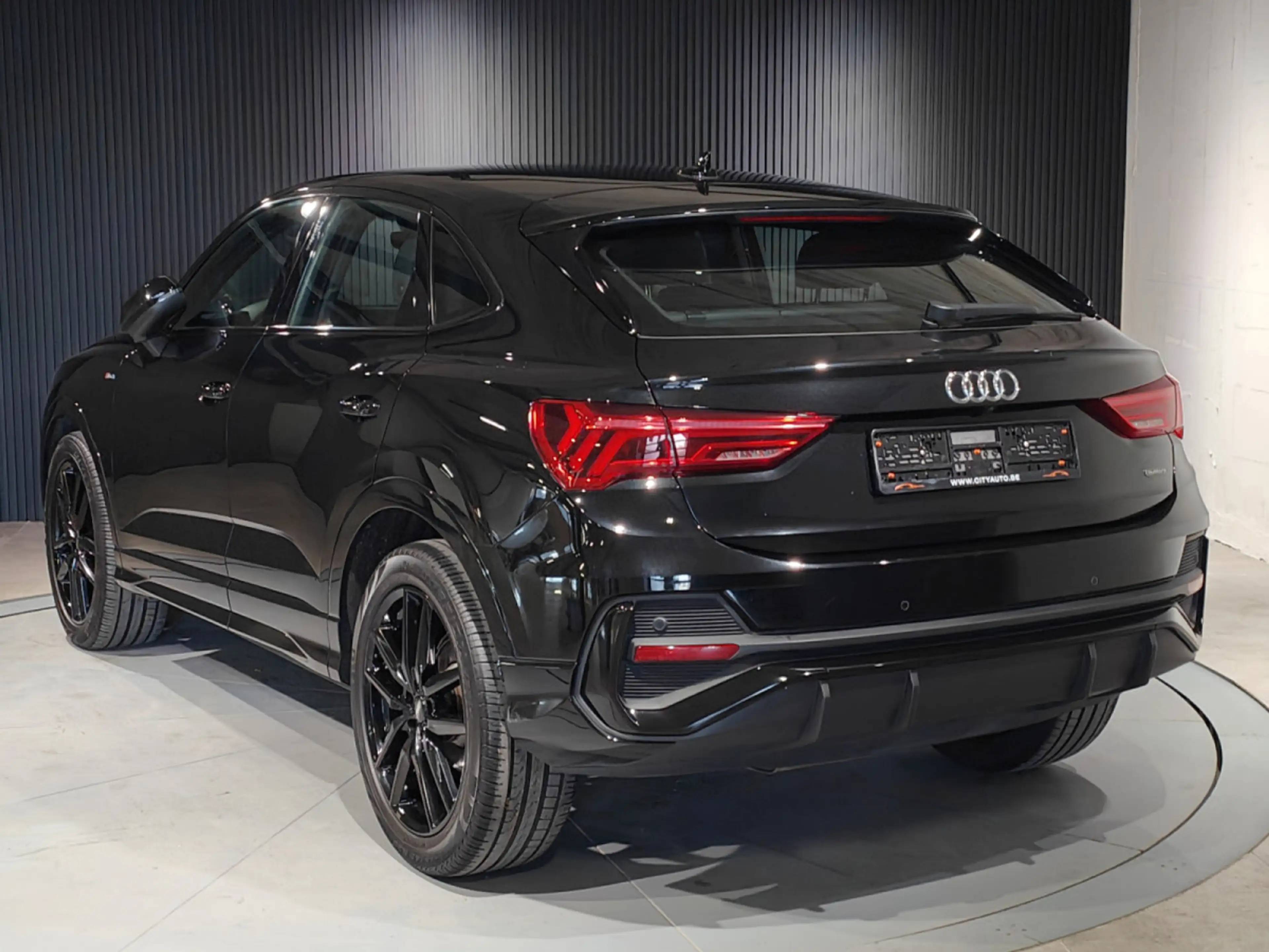 Audi Q3 Q3 SPORTBACK 40 TDI QUATTRO S-TRONIC S-LINE CAMERA — photo 4
