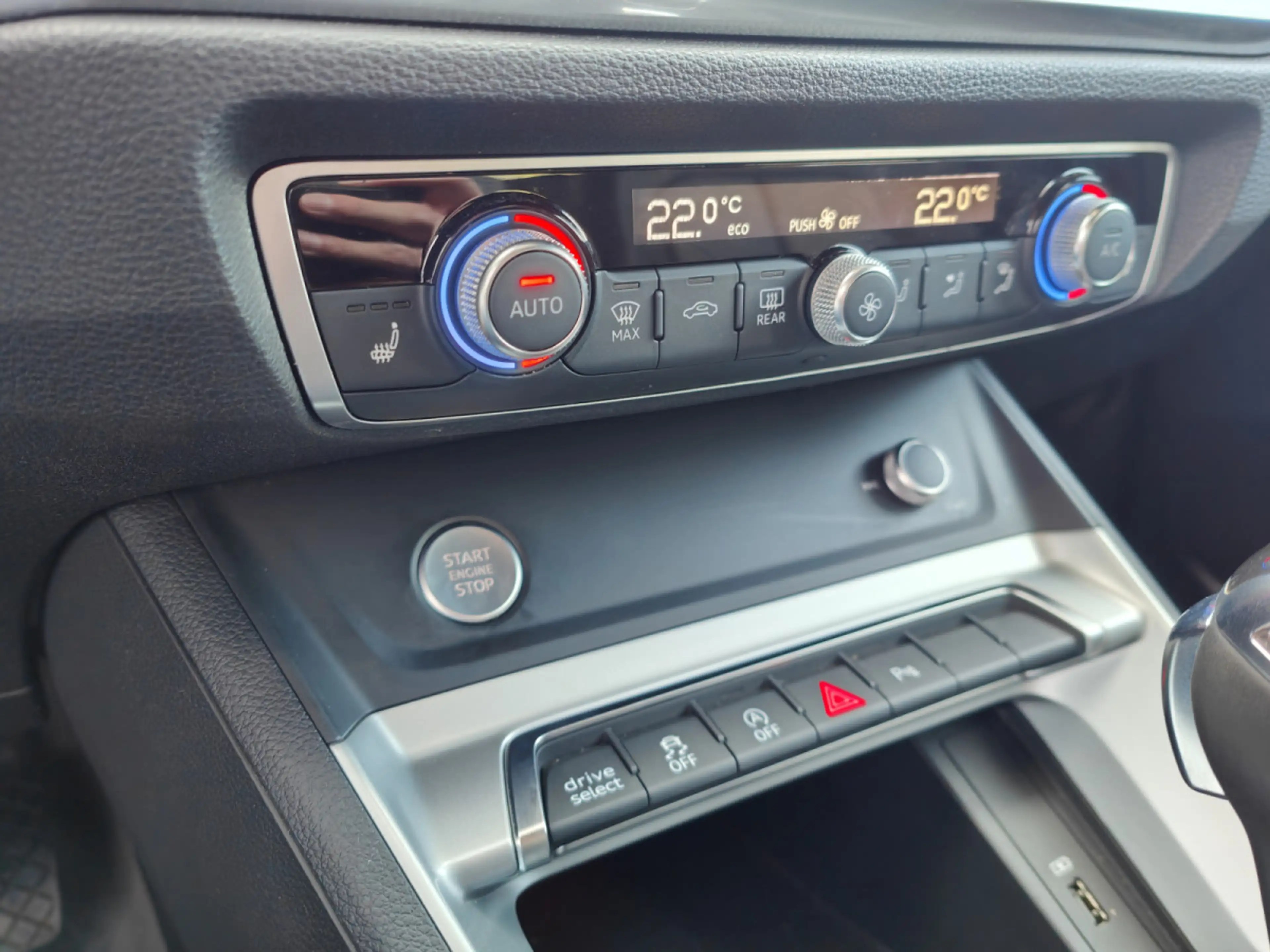 Audi Q3 Q3 SPORTBACK 40 TDI QUATTRO S-TRONIC S-LINE CAMERA — photo 15