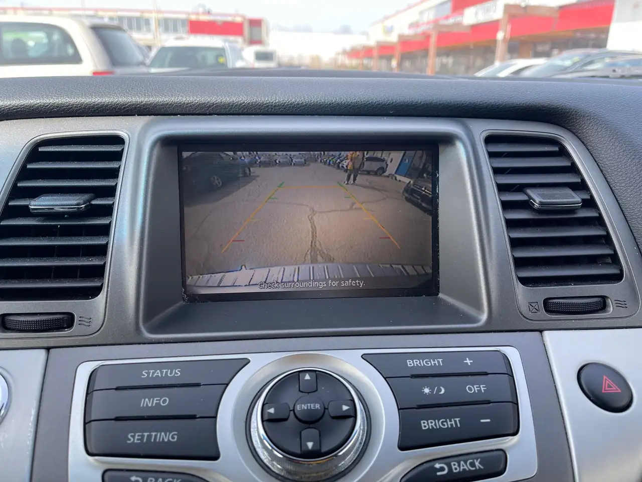 Nissan Murano снимка Nissan Murano