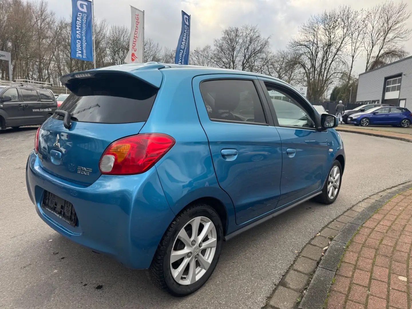 Mitsubishi Space Star 1.HD/1,2/SHINE/59KW/KLIMA/ALU/69TKM/5-TRG/S.HEFT Blau - 2
