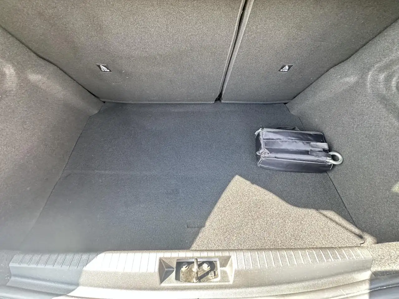 Peugeot 208 208 — photo 28