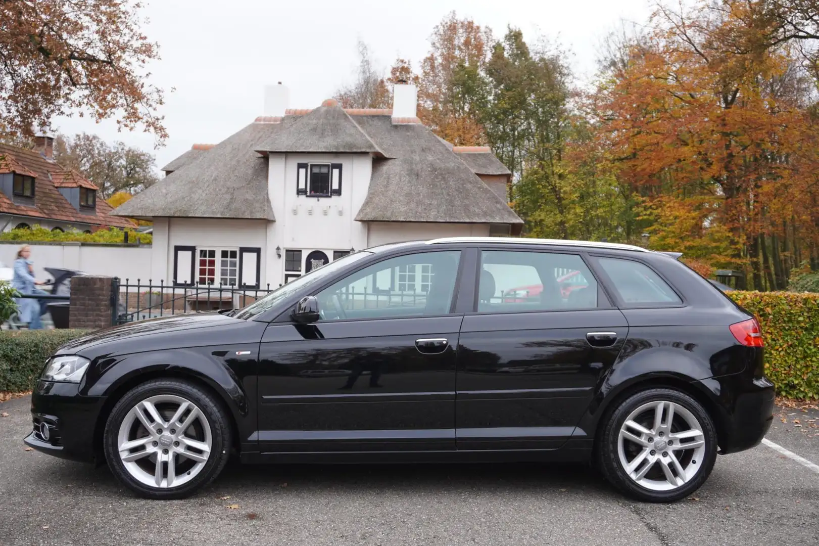 Audi A3 Sportback 1.2 TFSI S Edition 2x S- Line Navi Xenon Negro - 2