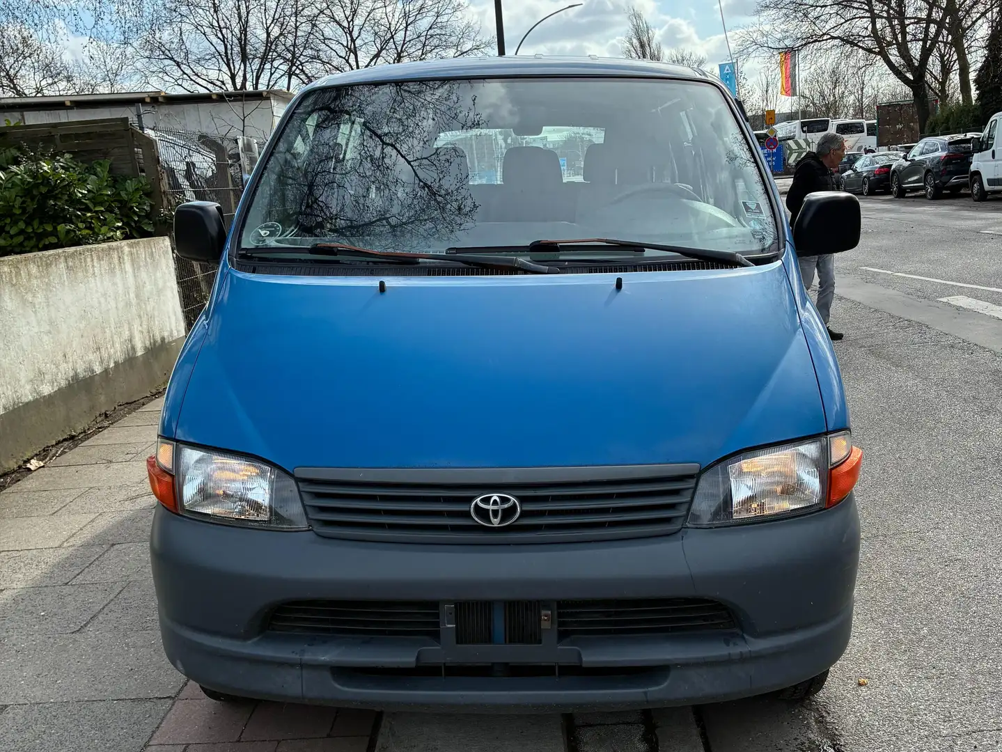 Toyota Hiace Toyota Hiace Long 2006 with Seats Azul - 1
